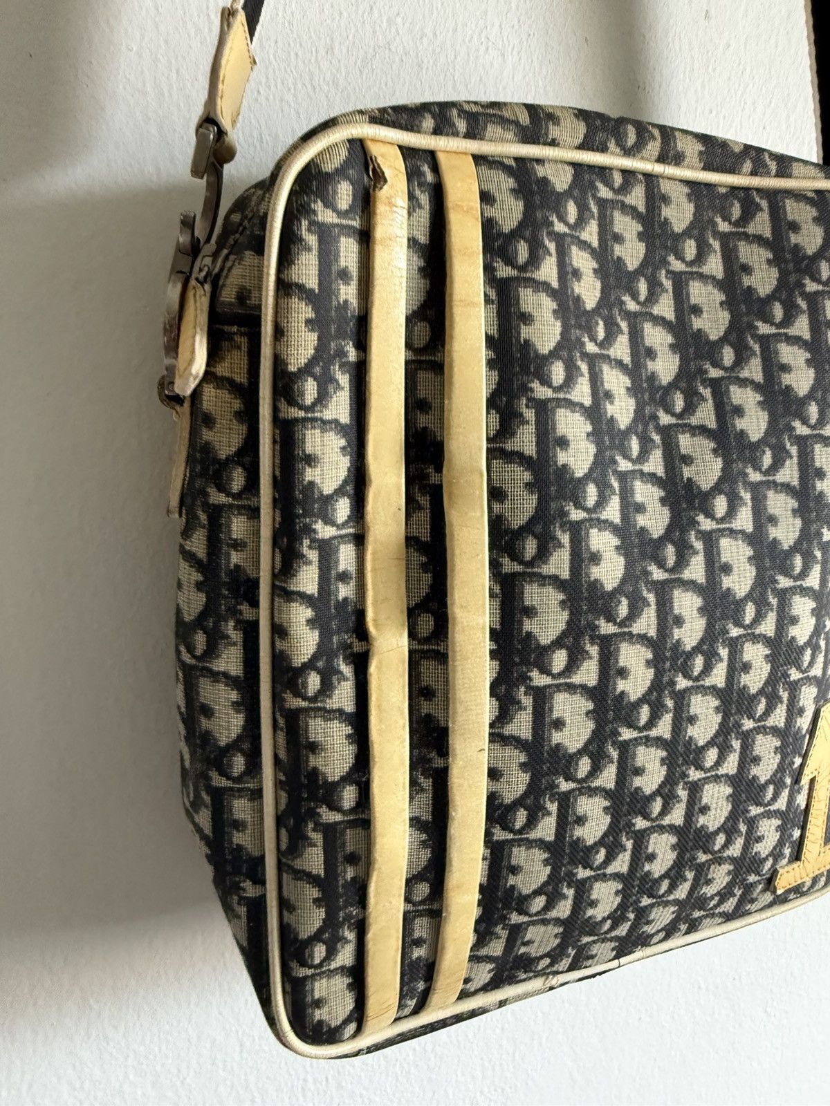 Dior Authentic Vintage Christian Dior Monogram sling bag Size ONE SIZE - 5 Thumbnail