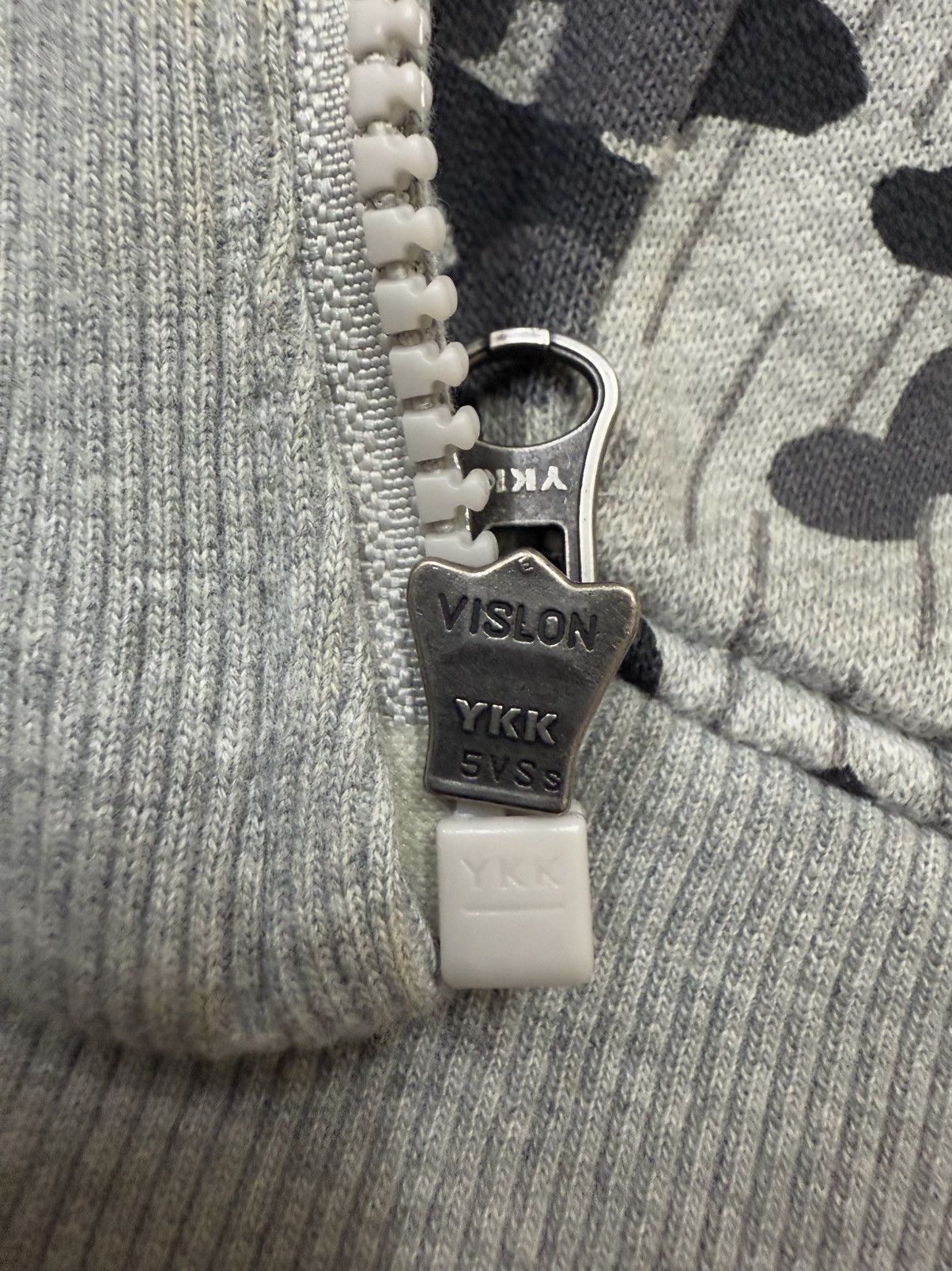 Star Wars × Uniqlo Uniqlo Star Wars The Force Awake Sheerpa ZipUp Sweater Hodie Size US M / EU 48-50 / 2 - 13 Thumbnail