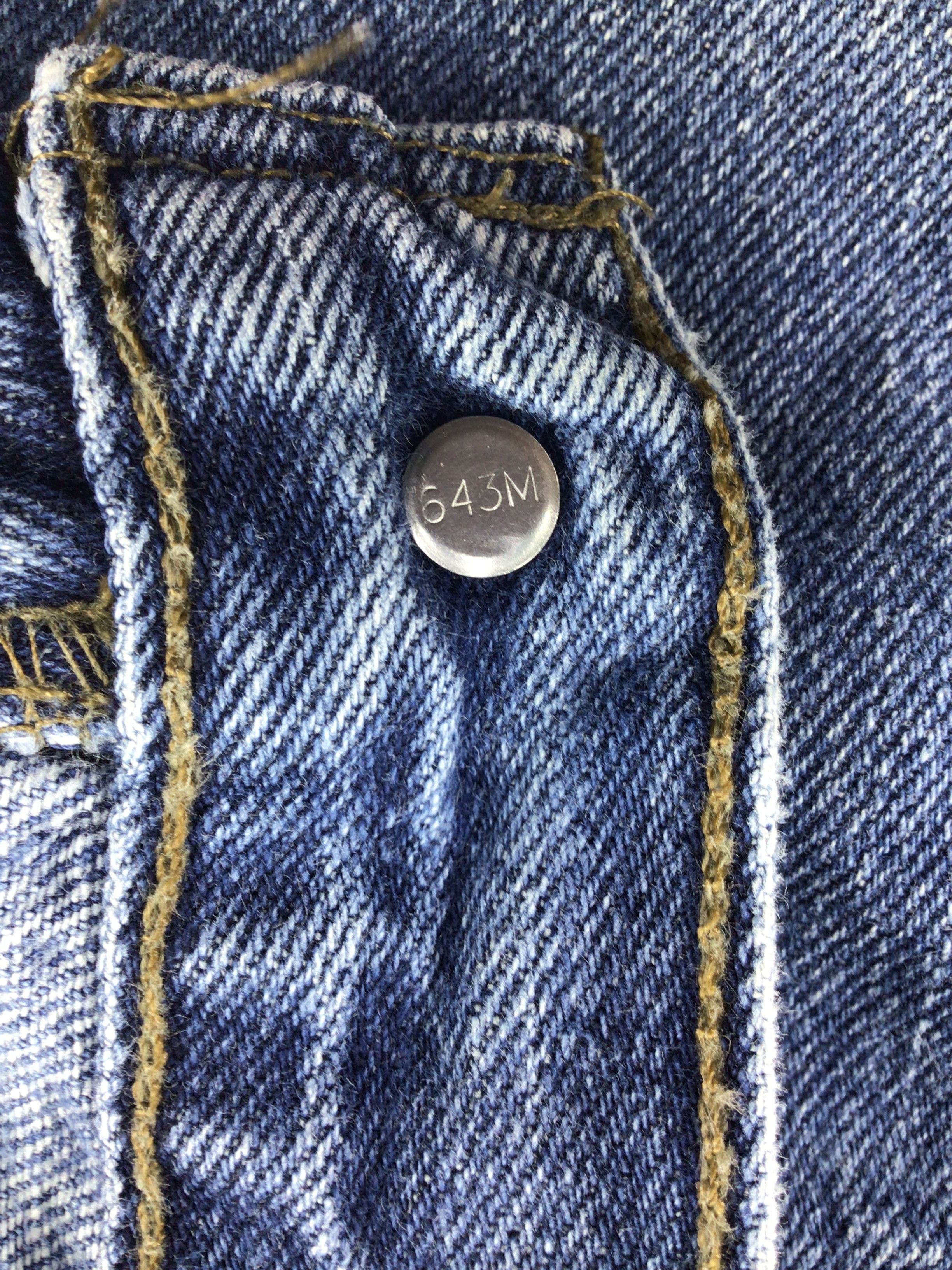 Levi's Vintage Levis 518 Jeans Blue Wash Flare Denim KJ252 Size US 34 / EU 50 - 8 Thumbnail