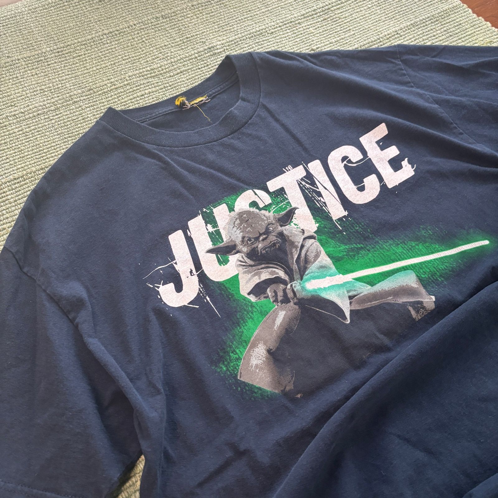 Star Wars × Vintage Vintage Star Wars Yoda "Justice" Tee Shirt Y2K Sz XL Size US XL / EU 56 / 4 - 5 Thumbnail