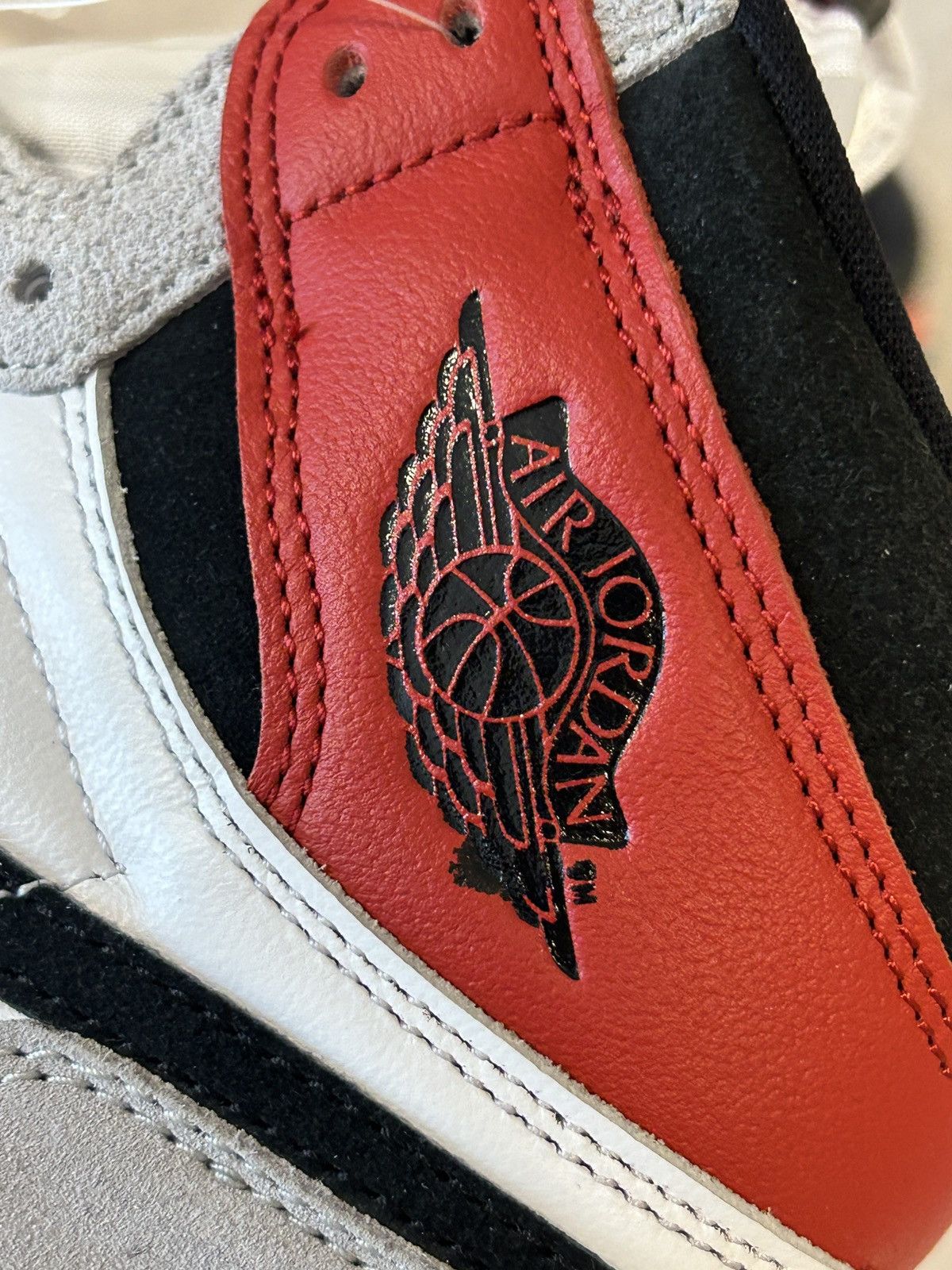 Jordan Brand × Nike Jordan 1 High Light Smoke Gray Size US 10 / EU 43 - 8 Thumbnail
