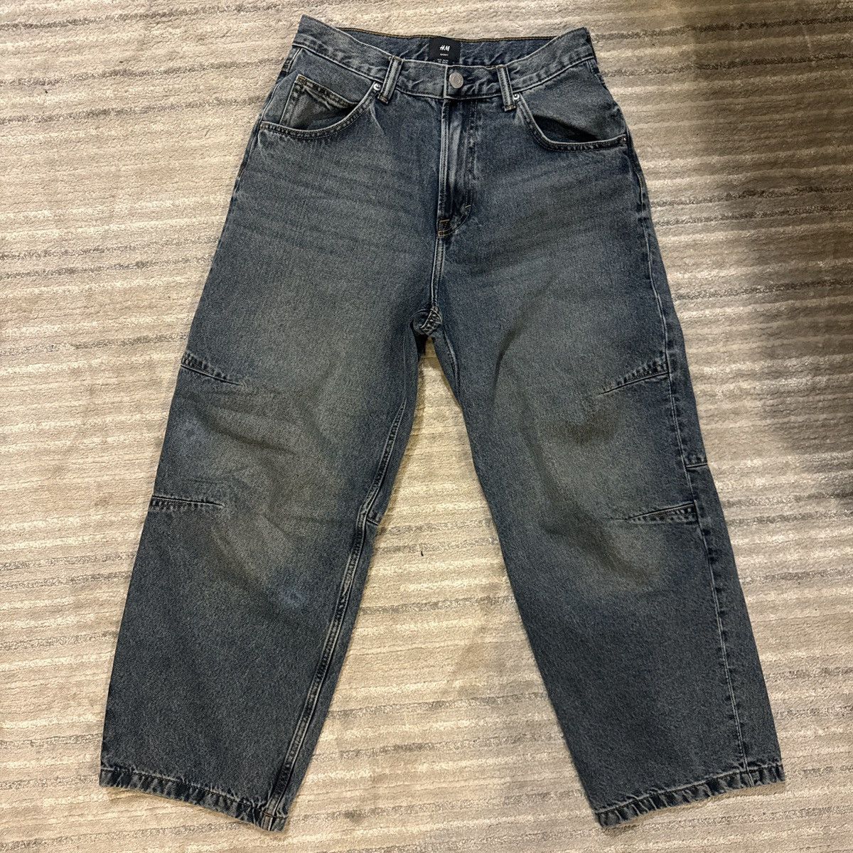 H&M Baggy darted dark denim blue jeans Size US 28 / EU 44 - 1 Thumbnail