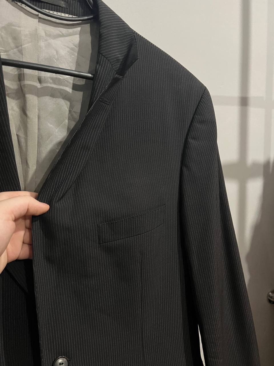 Hugo Boss VINTAGE HUGO BOSS STRIPED BLACK SOLID BRUTAL MENS SUIT SZ 52 Size 52R - 5 Thumbnail