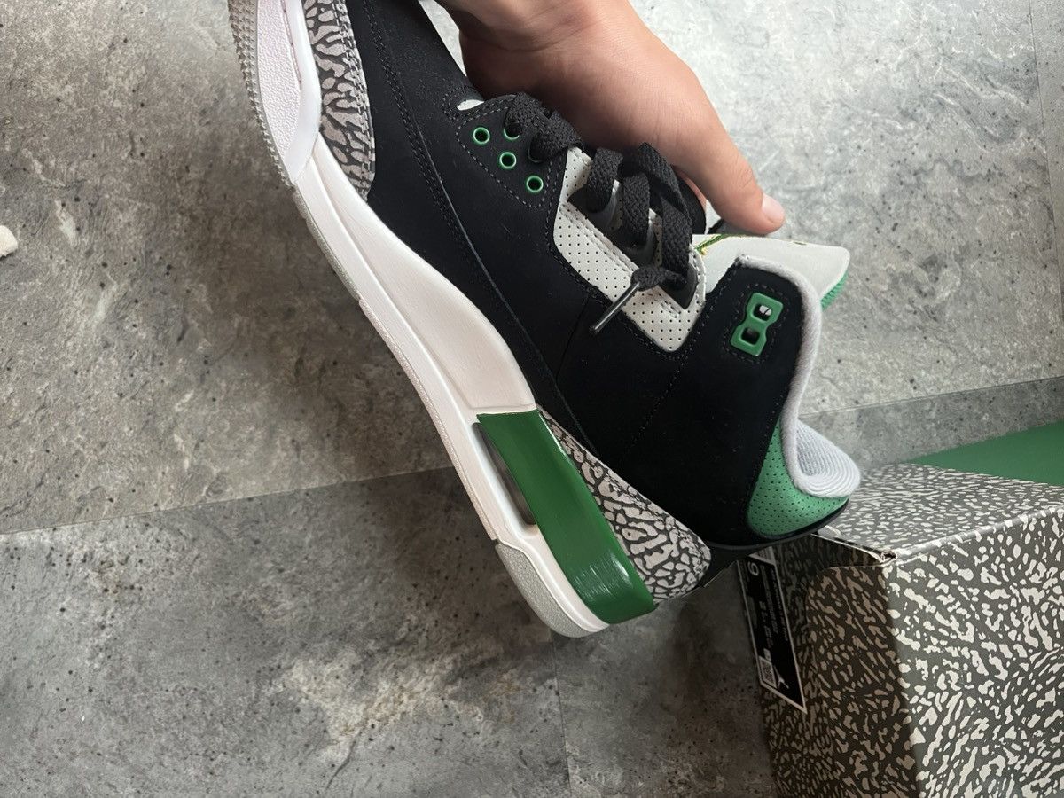 Jordan Brand × Nike Jordan 3 Retro pine green Size US 9 / EU 42 - 9 Thumbnail