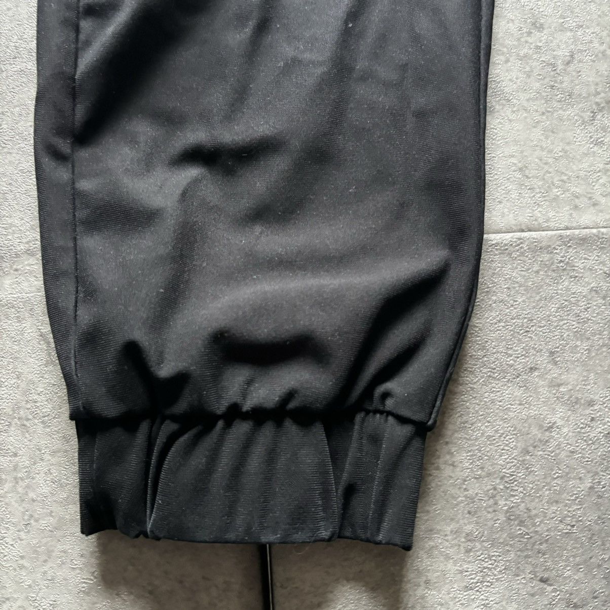 Old Navy Black old navy active the hybrid pant Size US 32 / EU 48 - 2 Thumbnail