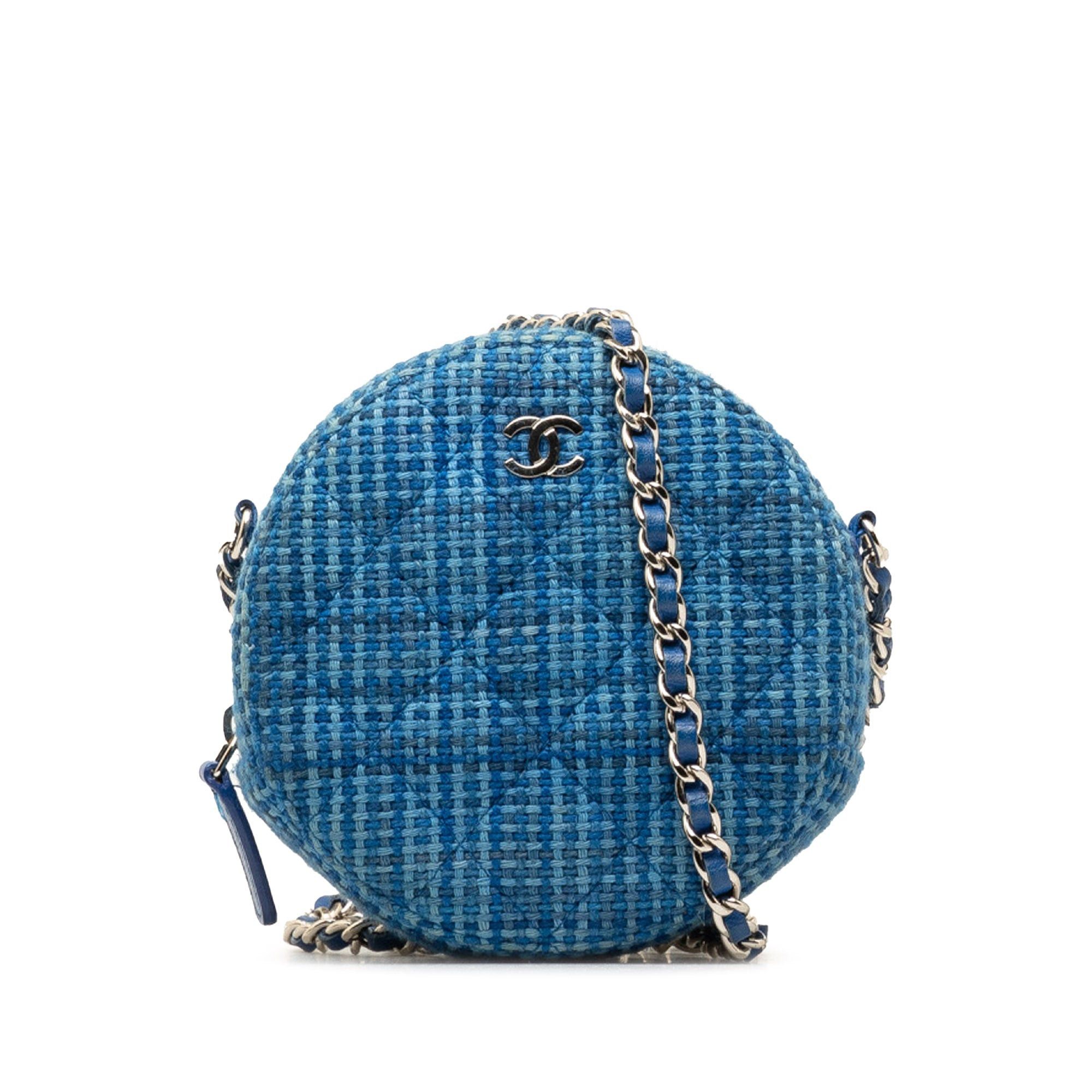 image of Chanel Quilted Tweed Round Clutch With Chain Crossbody Bag in Blue, Women's