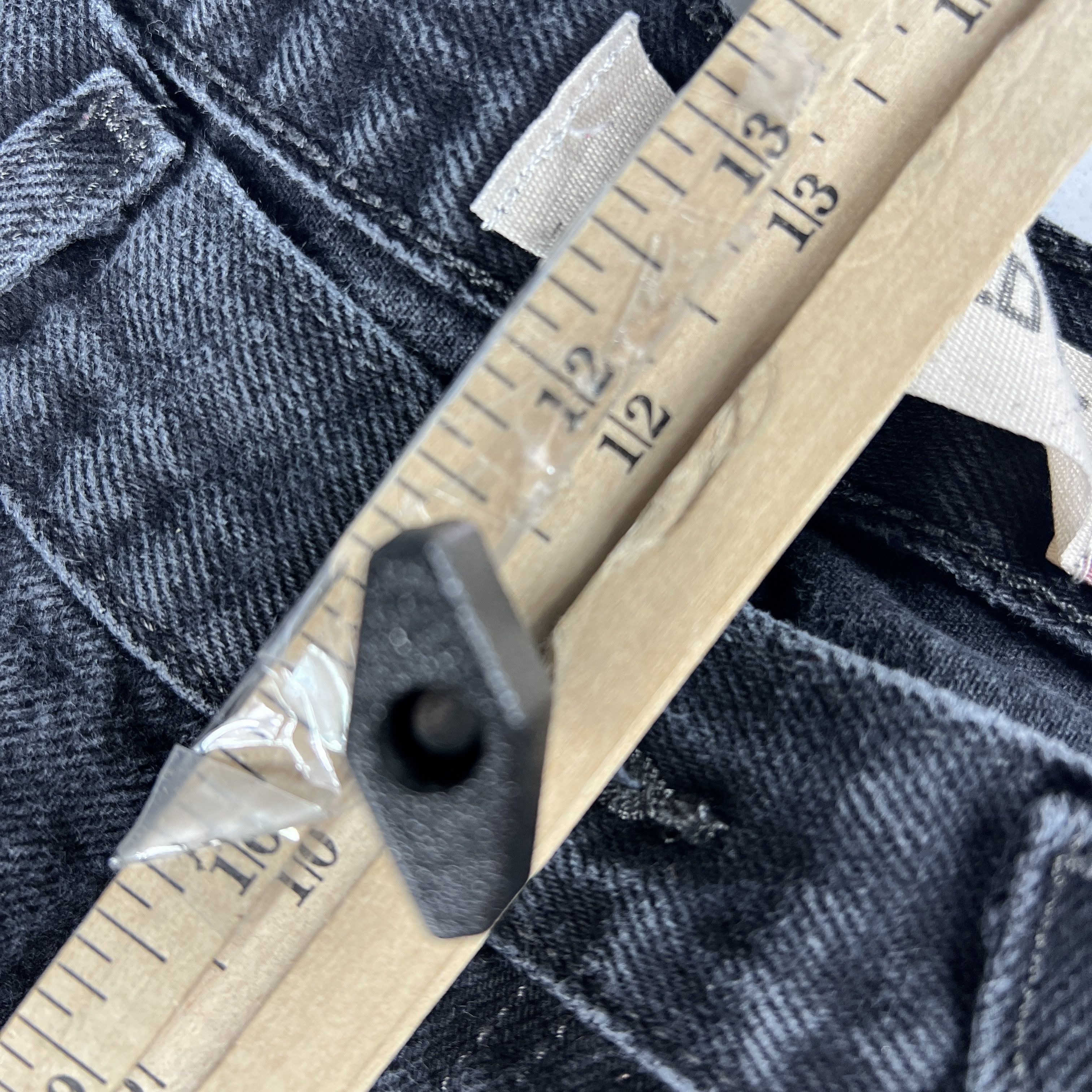 Levi's × Vintage Y2K Levi's Jeans 550 Relaxed Black Faded Denim Size US 34 / EU 50 - 21 Thumbnail