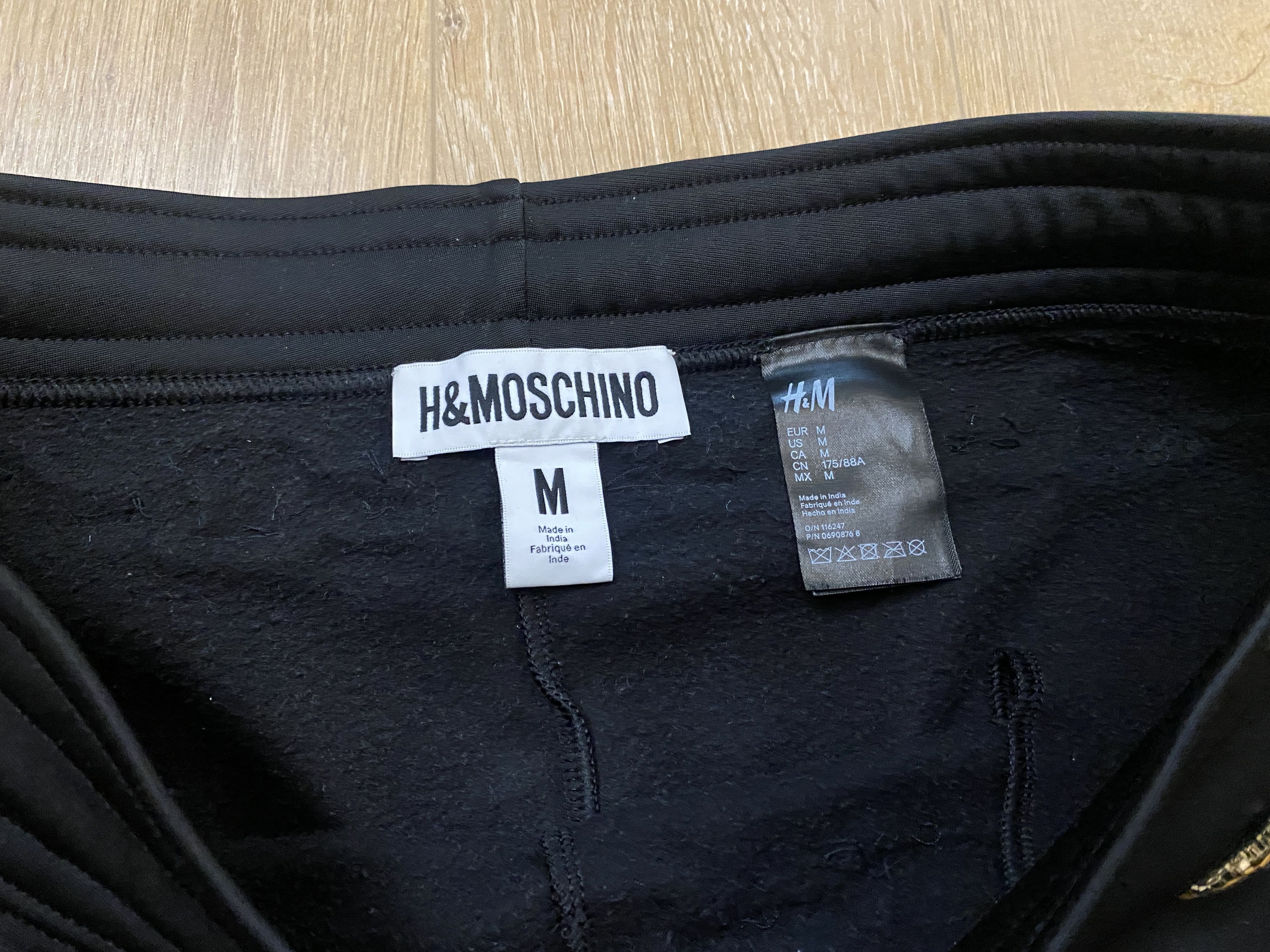 Moschino FULL LOOK Moschino H&M mens hoodie and pants set up rare Size US M / EU 48-50 / 2 - 8 Thumbnail