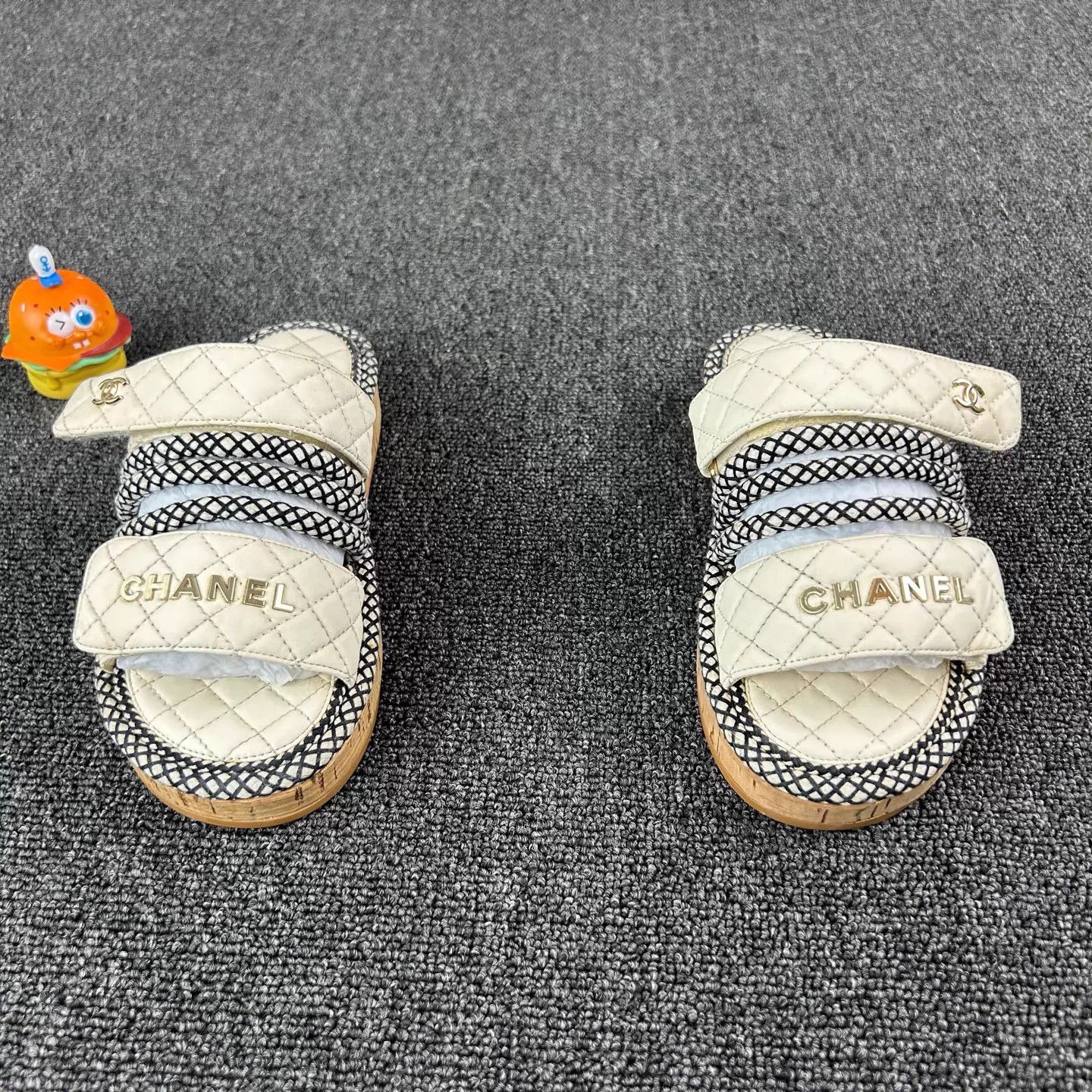 Chanel Chanel Women's Quilted Slippers Size 36 Size US 5.5 / IT 35.5 - 2 Thumbnail