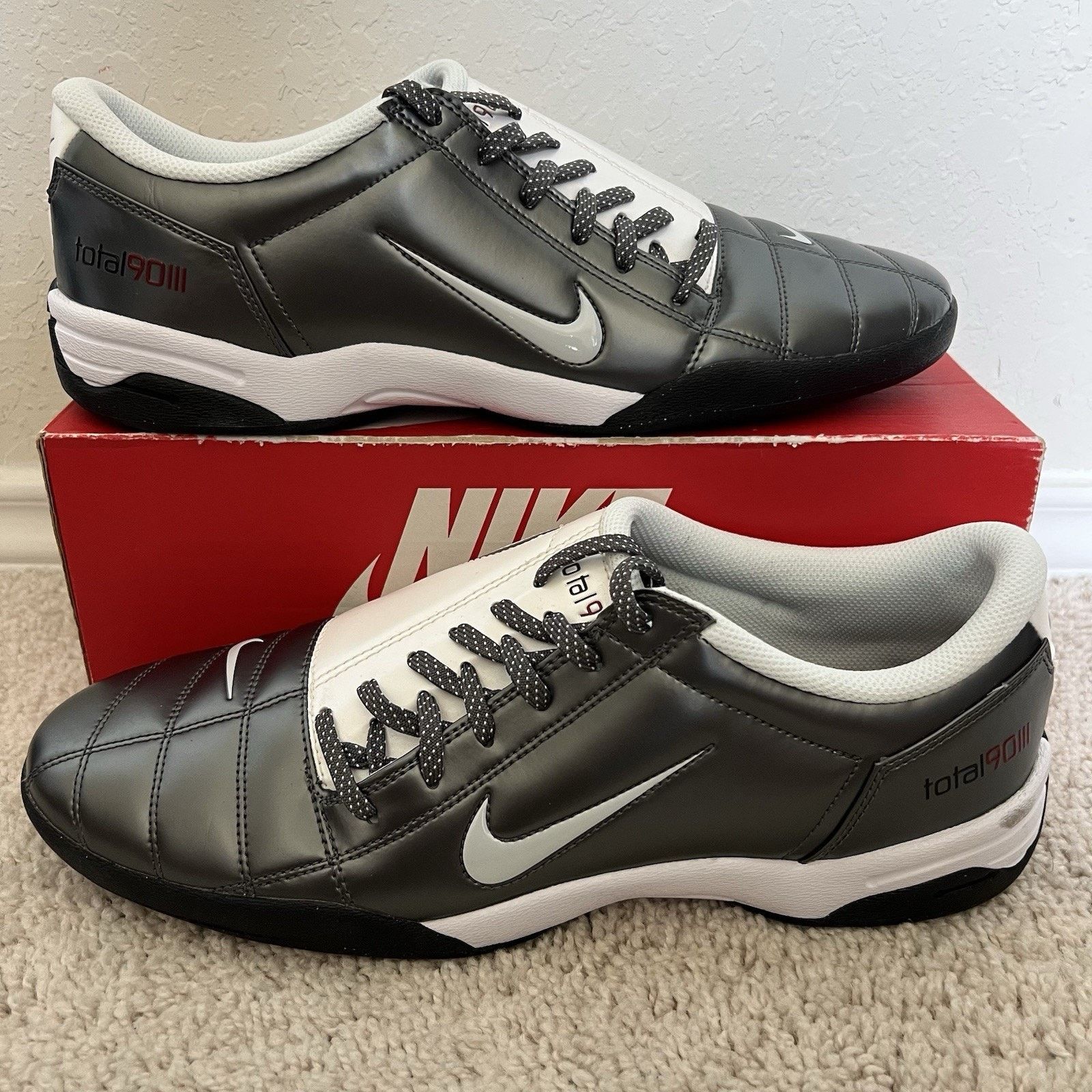Nike Nike Men Total 90 III Soccer Cleats Metallic Summit Size 13 Size US 13 / EU 46 - 1 Thumbnail