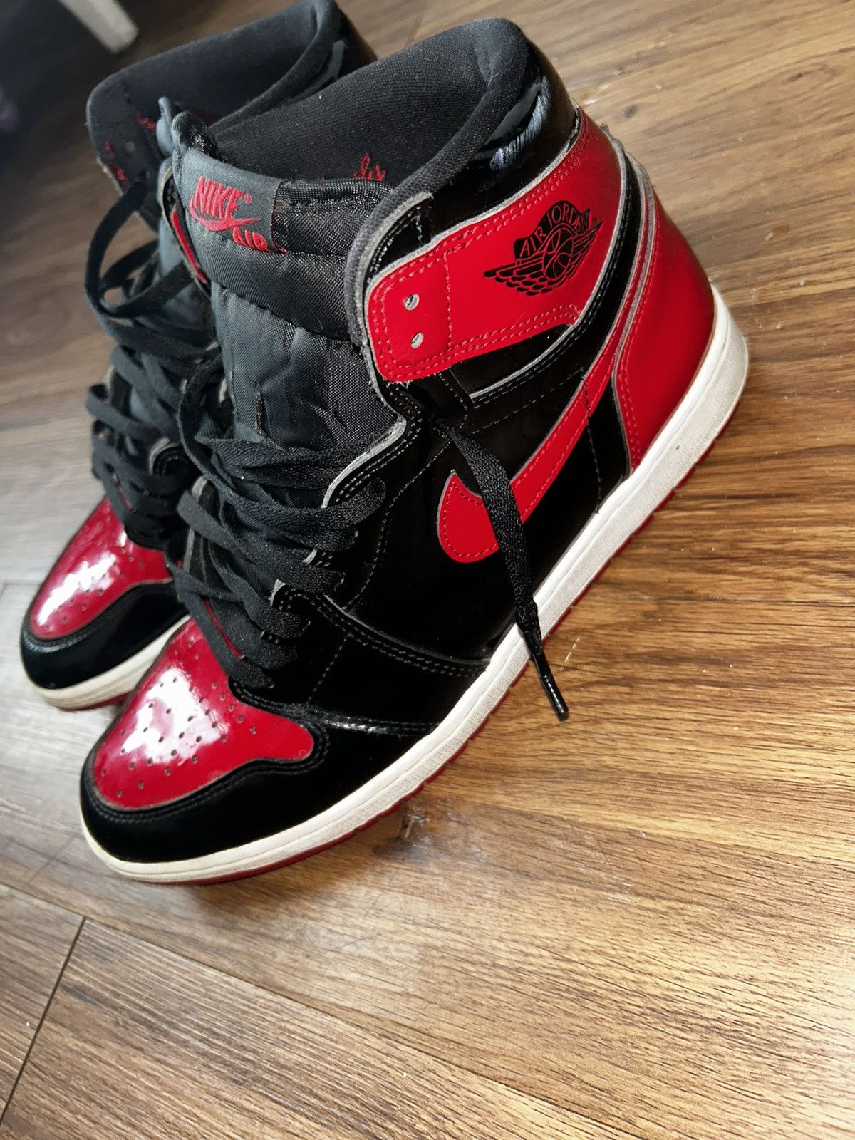 Jordan Brand Jordan 1 Retro High OG Patent Size US 11.5 / EU 44-45 - 3 Thumbnail