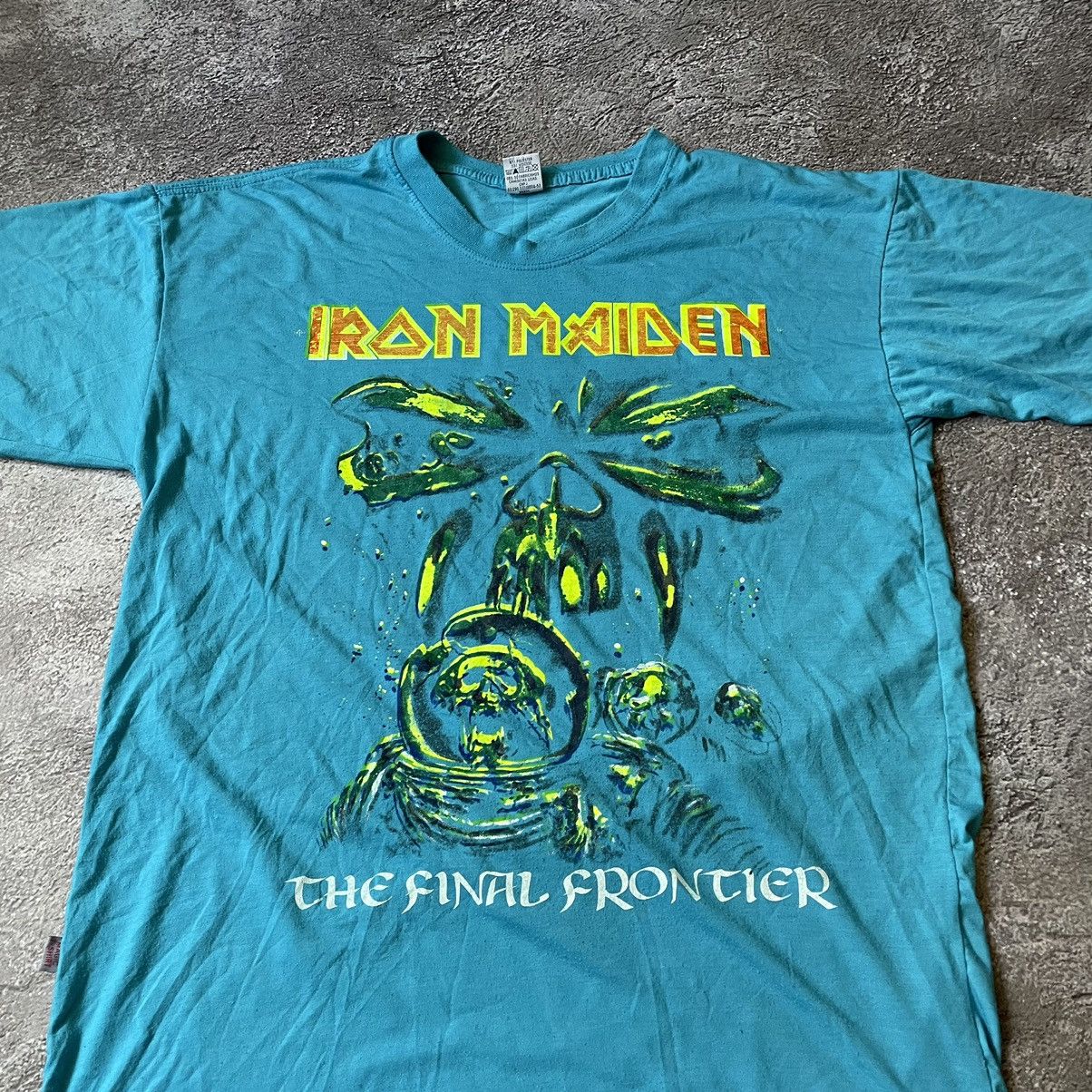 Vintage Vintage 90s Iron Maiden Sun Faded Band Graphic Tee Grunge XL Size US XL / EU 56 / 4 - 4 Thumbnail