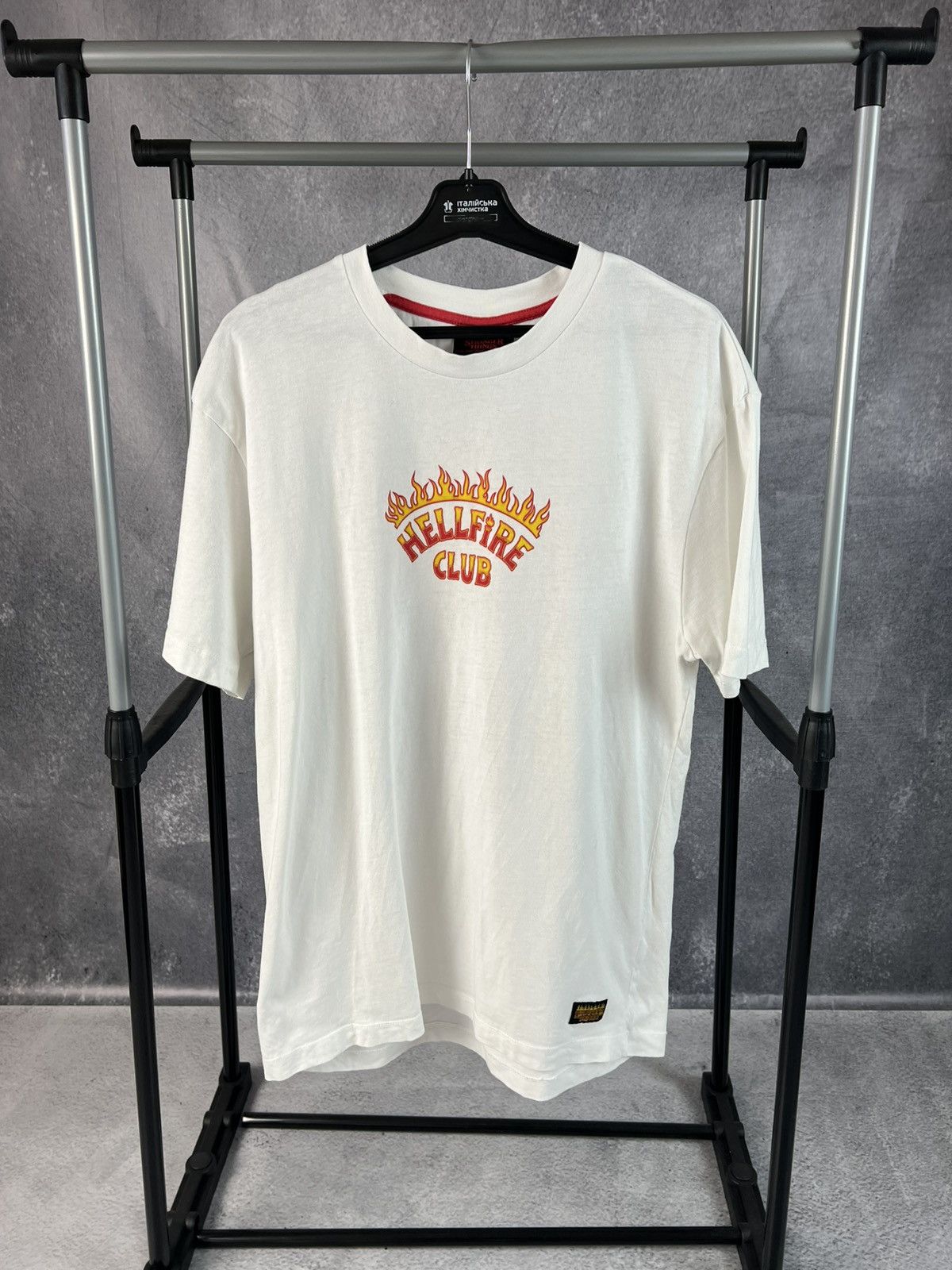 Band Tees Stranger Things merchandise T-shirt Size US M / EU 48-50 / 2 - 1 Thumbnail
