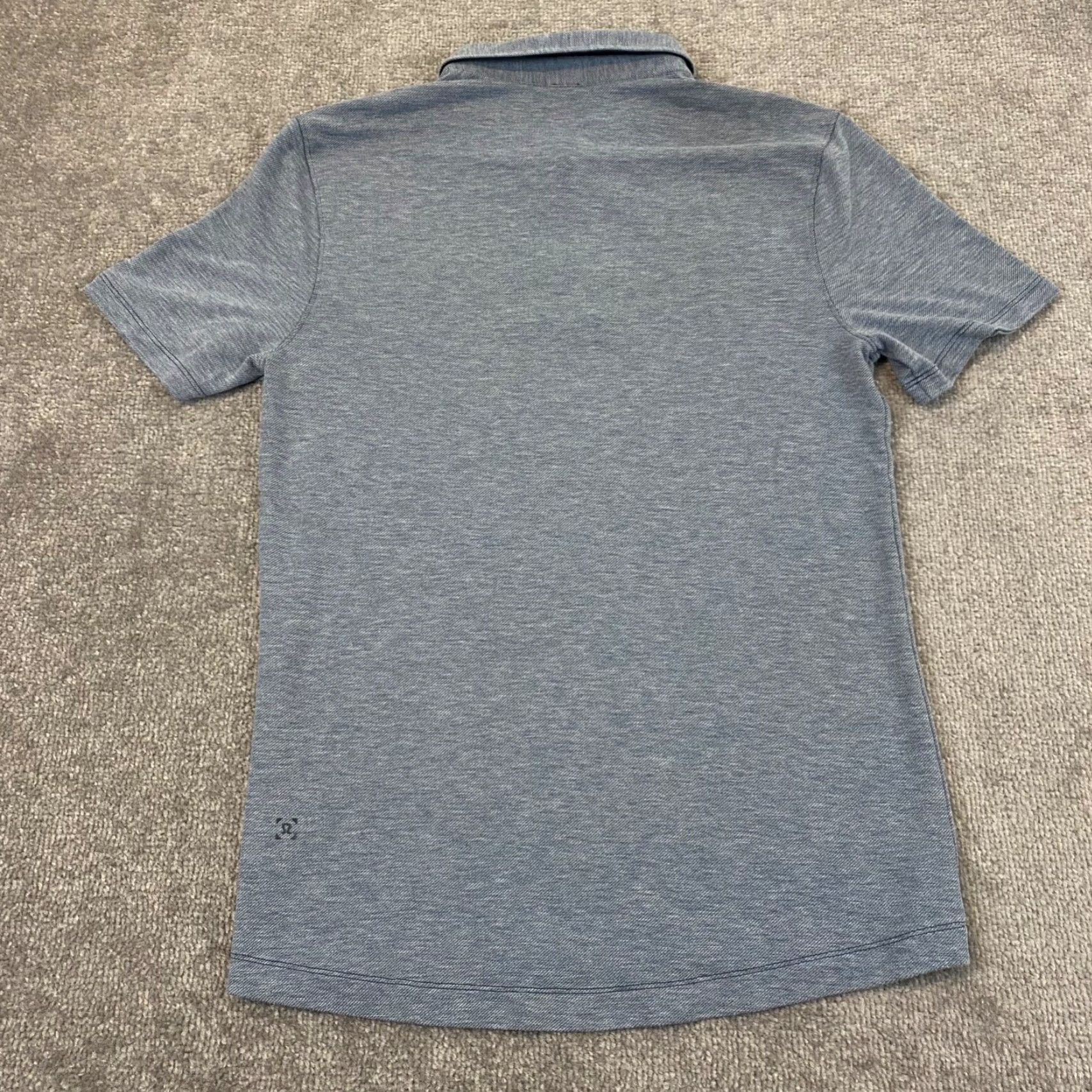 Lululemon Lululemon Polo Mens Small Grayish Blue Course Logo Performance Golf Shirt S/S Size US S / EU 44-46 / 1 - 7 Thumbnail