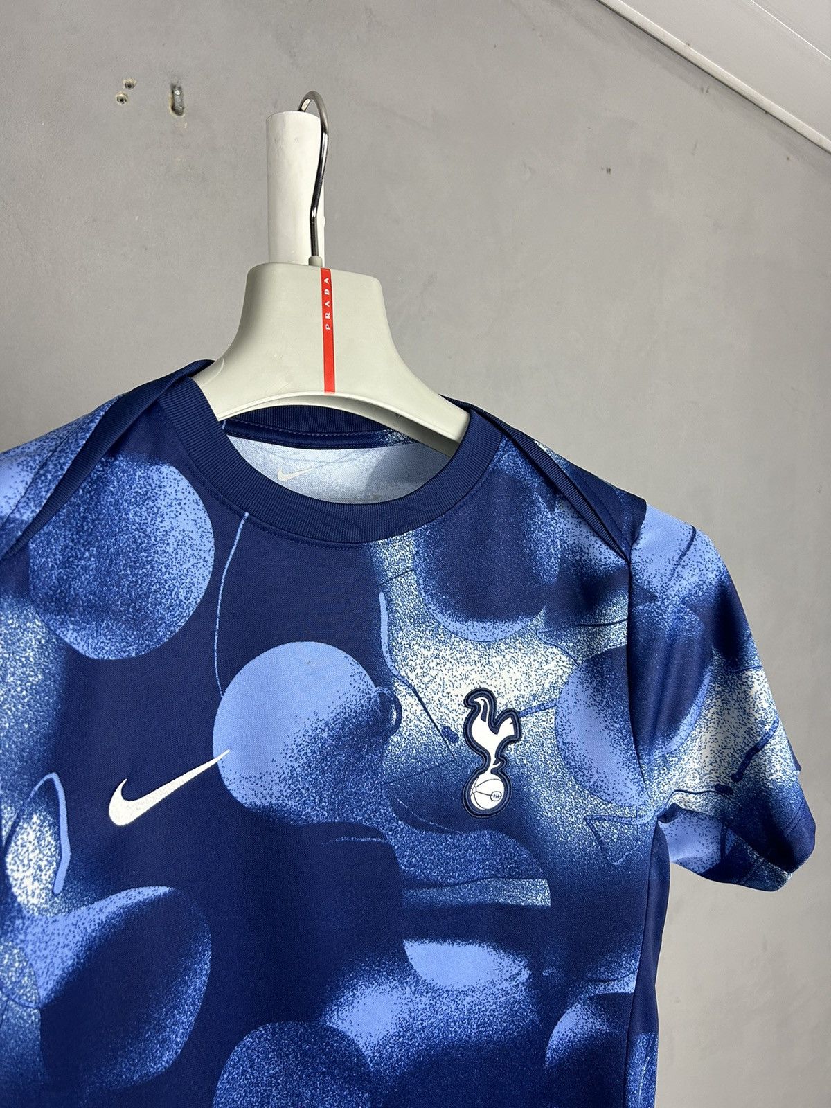 Nike Nike Tottenham Hotspur Academy Pro Soccer Jersey Pre-Match Size US S / EU 44-46 / 1 - 3 Thumbnail