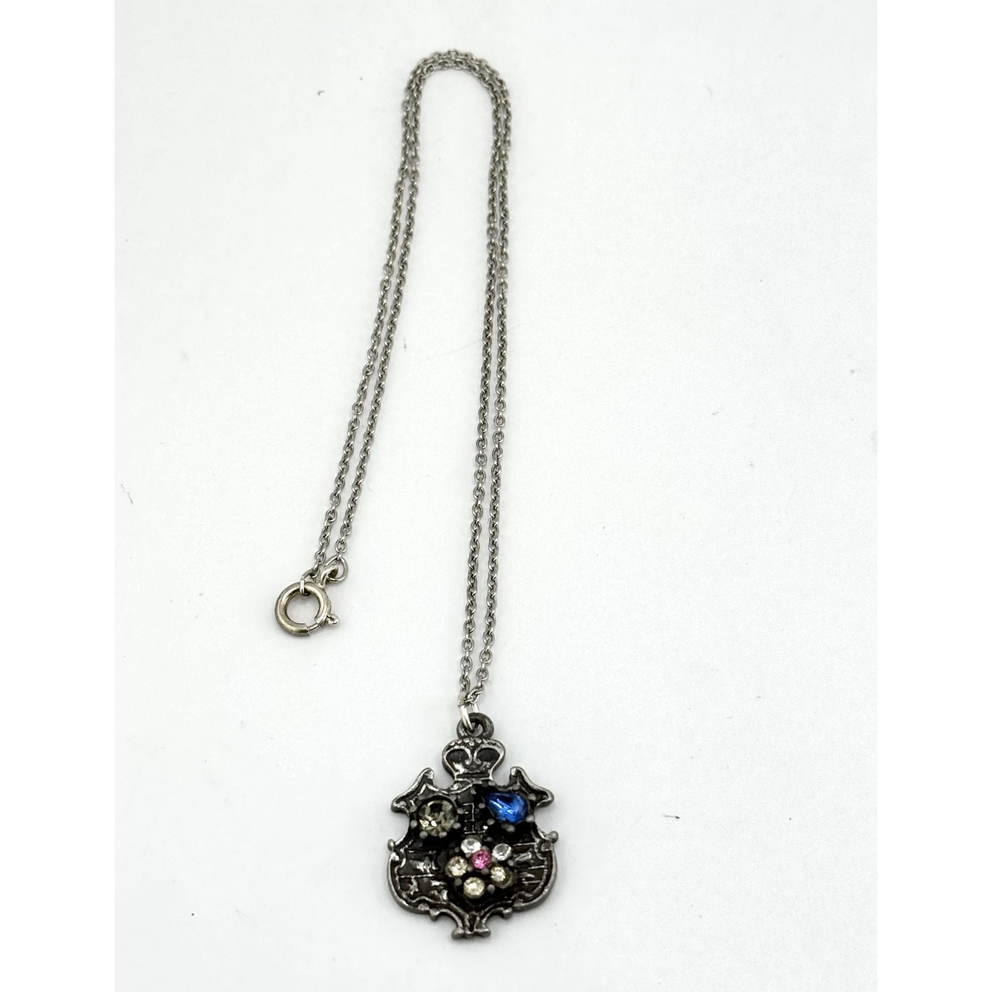 Vintage Vintage rhinestone shield charm necklace Size ONE SIZE - 1 Thumbnail