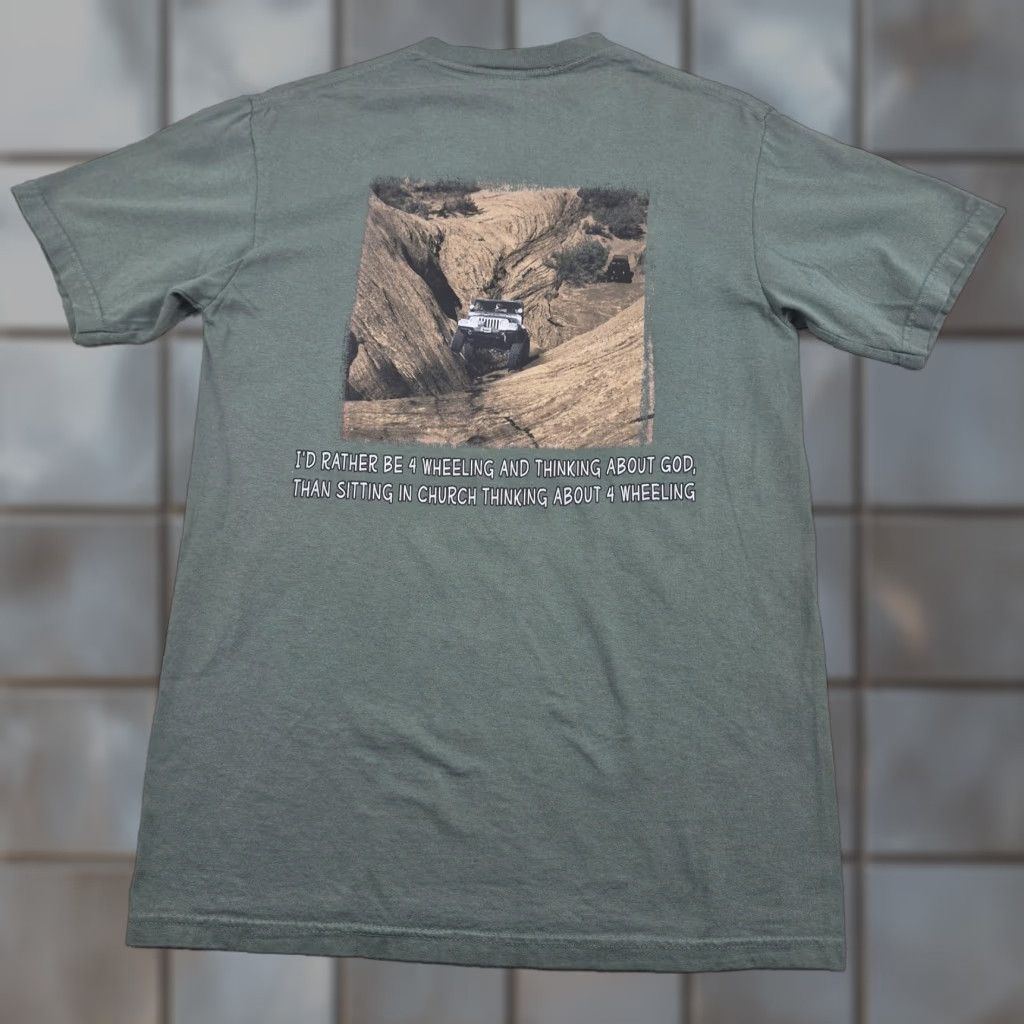 The Mountain The Mountain Shirt Mens Small Green Green River Utah 4 Wheeling God Graphic USA Shirt Mens S Green 4x4 Jeep Canyon Back God Religion Car Off-road USA Size US S / EU 44-46 / 1 - 1 Thumbnail