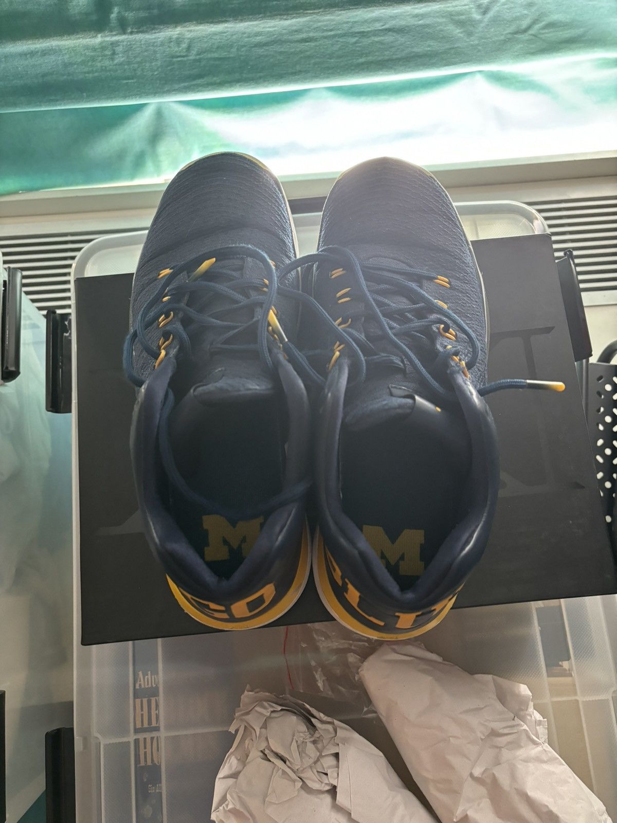 Jordan Brand Jordan xxxi MICHIGAN WOLVERINES! Size US 10.5 / EU 43-44 - 3 Thumbnail