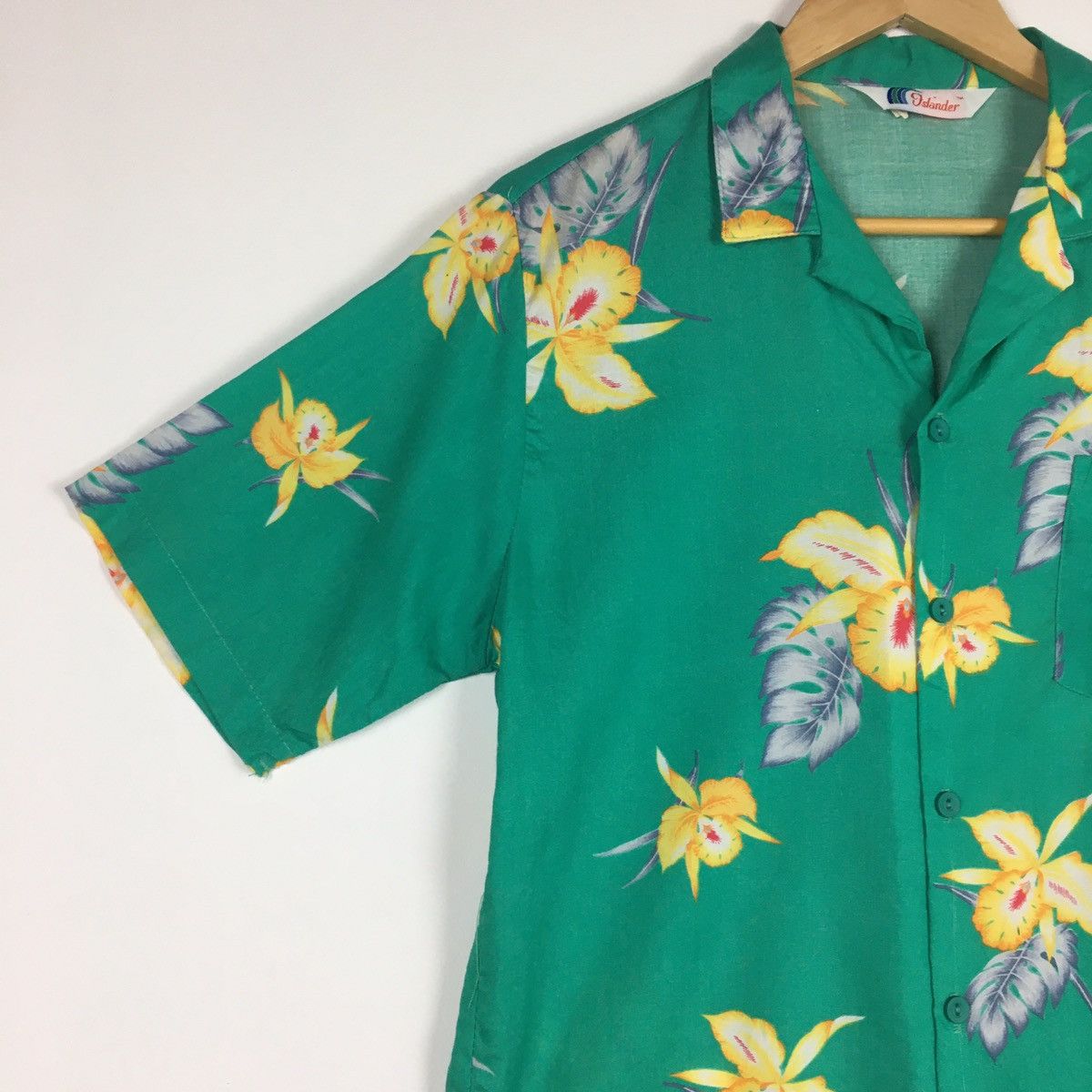 Vintage Vintage Islander Hawaiin Shirt Size US M / EU 48-50 / 2 - 4 Thumbnail