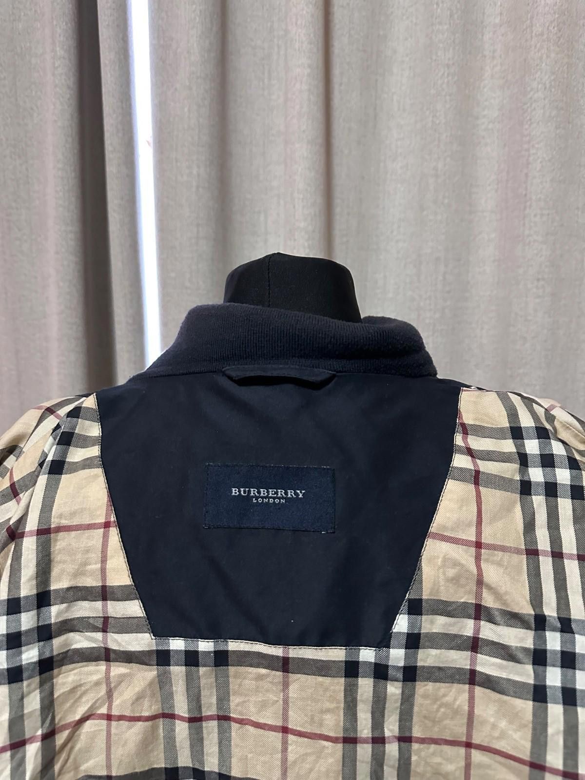 Burberry Burberry London Light Jacket Sz 54 Size US XL / EU 56 / 4 - 10 Thumbnail