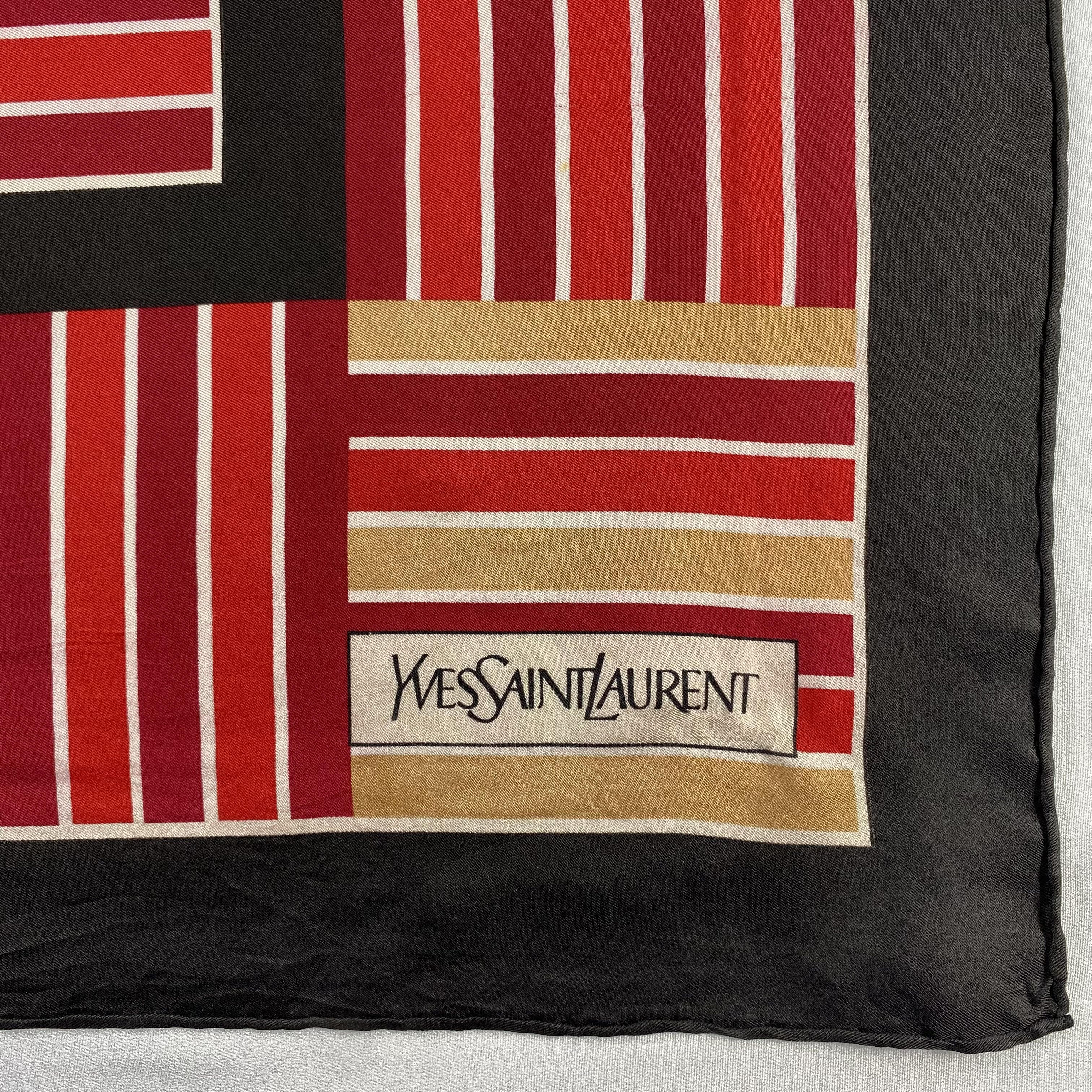 Vintage Yves Saint Laurent Bandana/ Handkerchief / Neckerchief-P1338 Size ONE SIZE - 3 Thumbnail