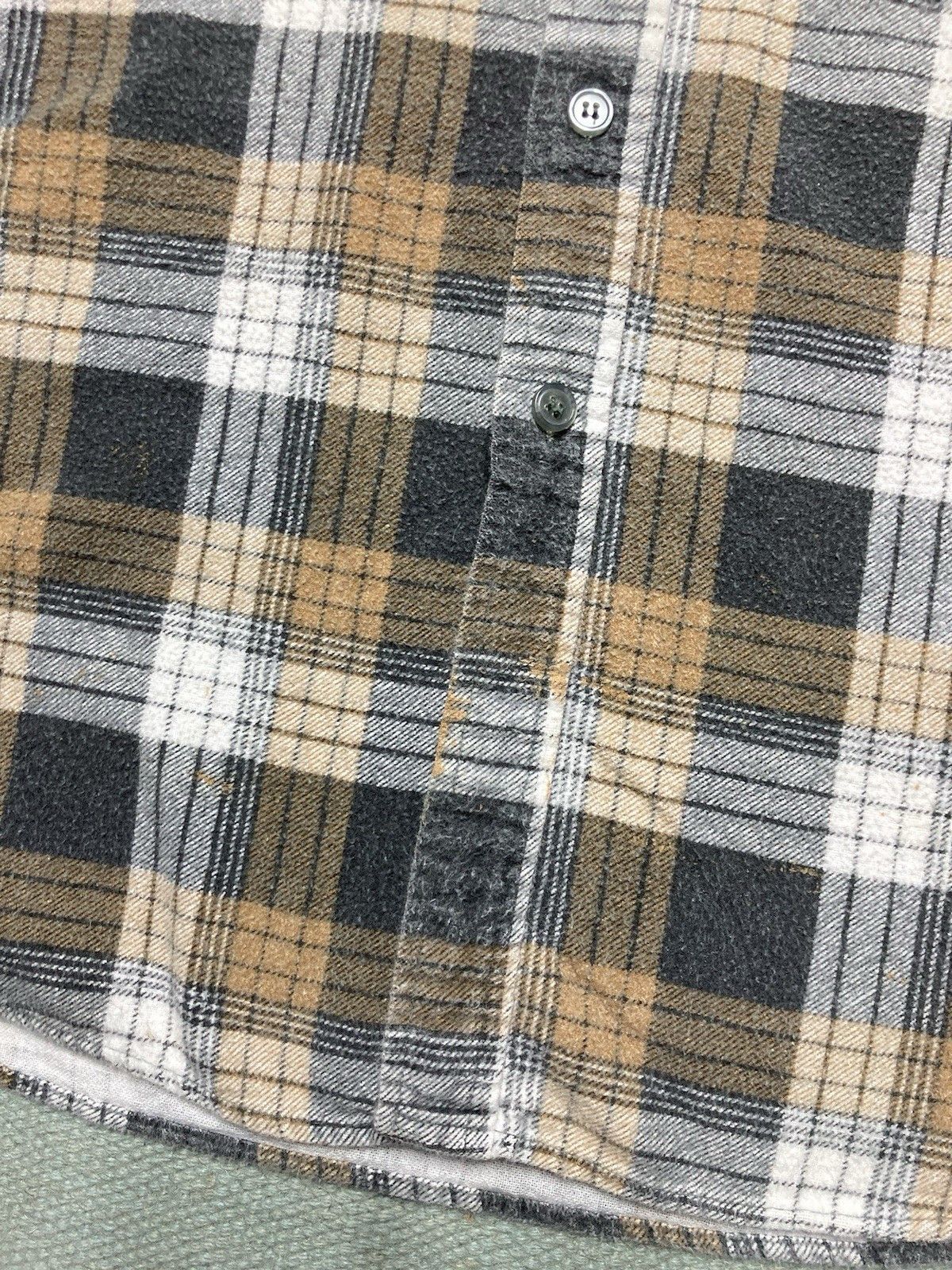 Vintage 80s flannel shirt brushed cotton plaid paint stained small Size US S / EU 44-46 / 1 - 2 Thumbnail