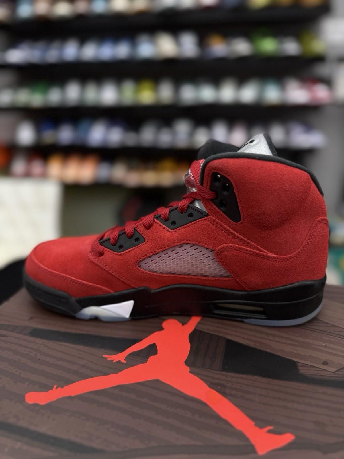 Jordan Brand Size 8 - Jordan Retro 5 Raging Bull (2021) Mens (NEW) Size US 8 / EU 41 - 8 Thumbnail