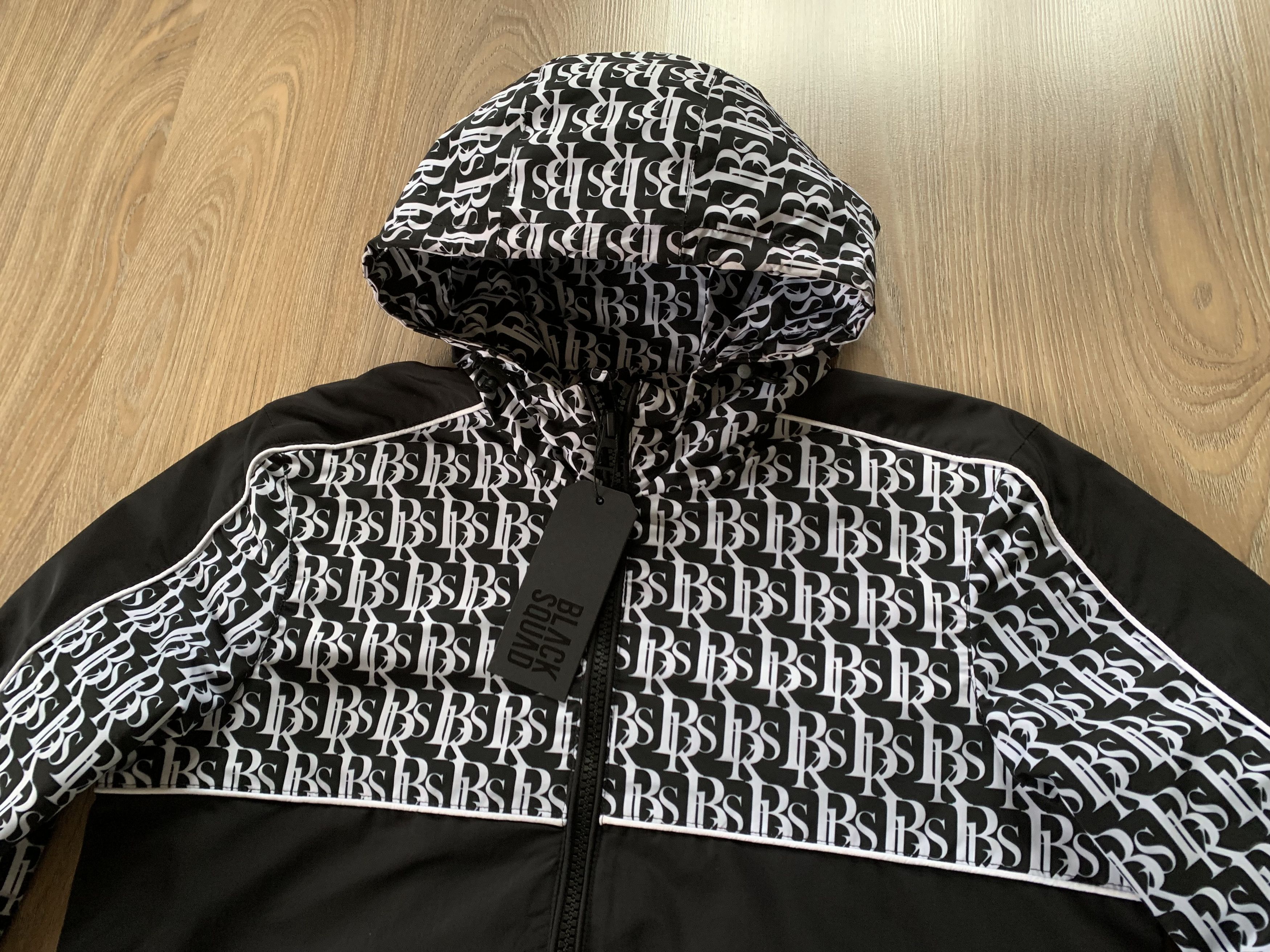 Designer Black Squad Hood Monogramm Zip Jacket Size US M / EU 48-50 / 2 - 4 Thumbnail