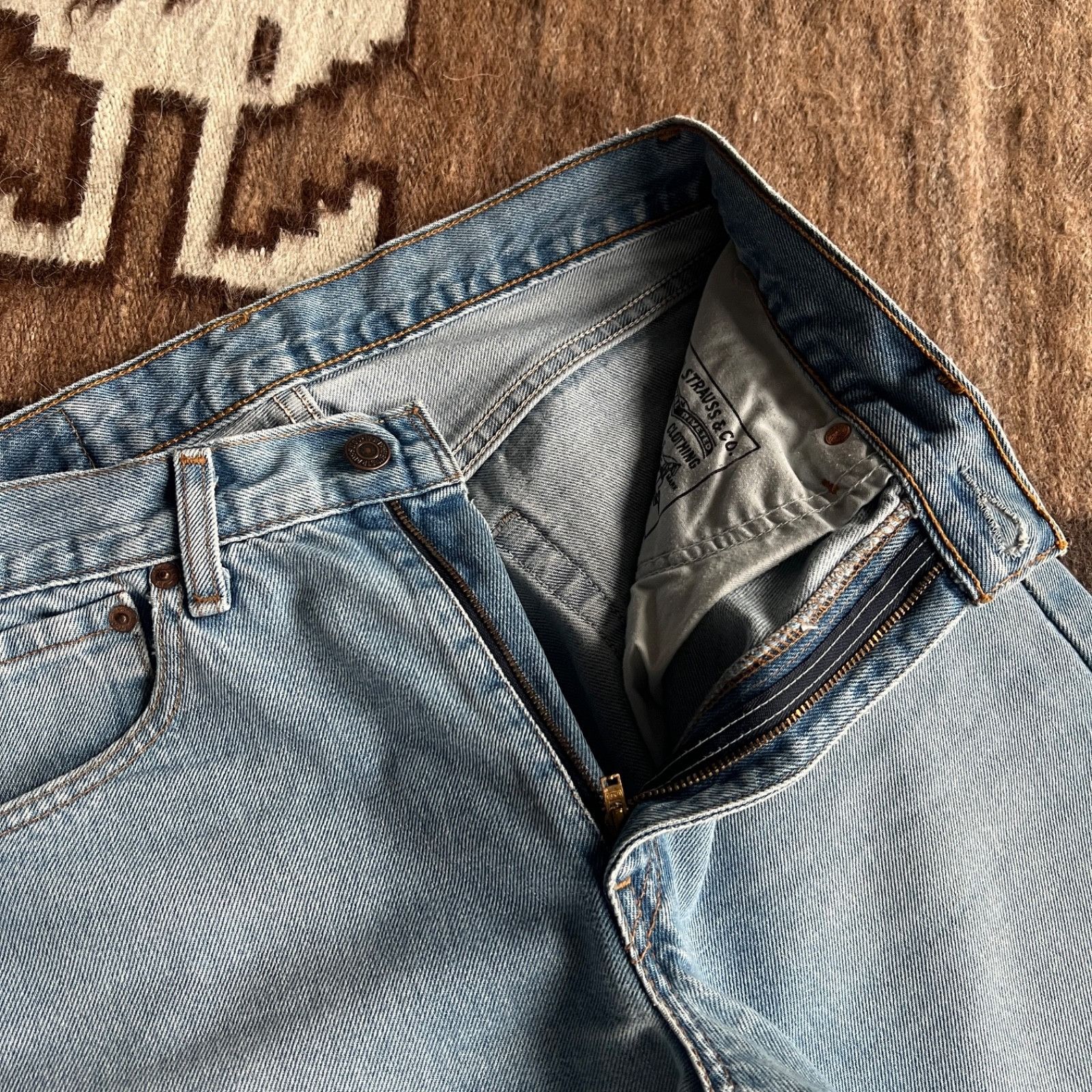 Levi's Levi’s 521 Vintage Straight Fit Denim Jeans 9811AC Size US 31 - 6 Thumbnail