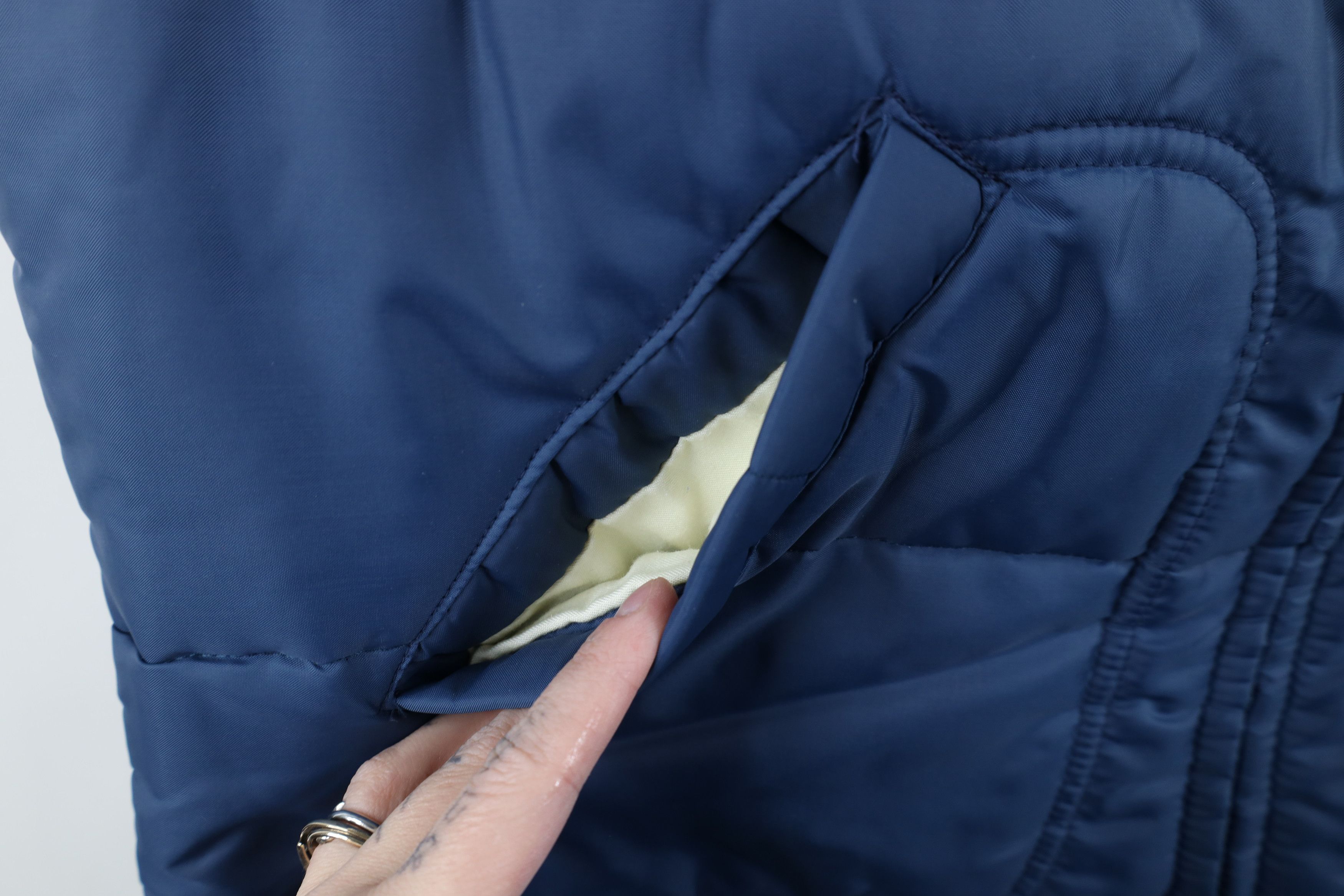 Vintage Vintage 70s Streetwear Full Zip Puffer Vest Jacket Blue Size US L / EU 52-54 / 3 - 5 Thumbnail