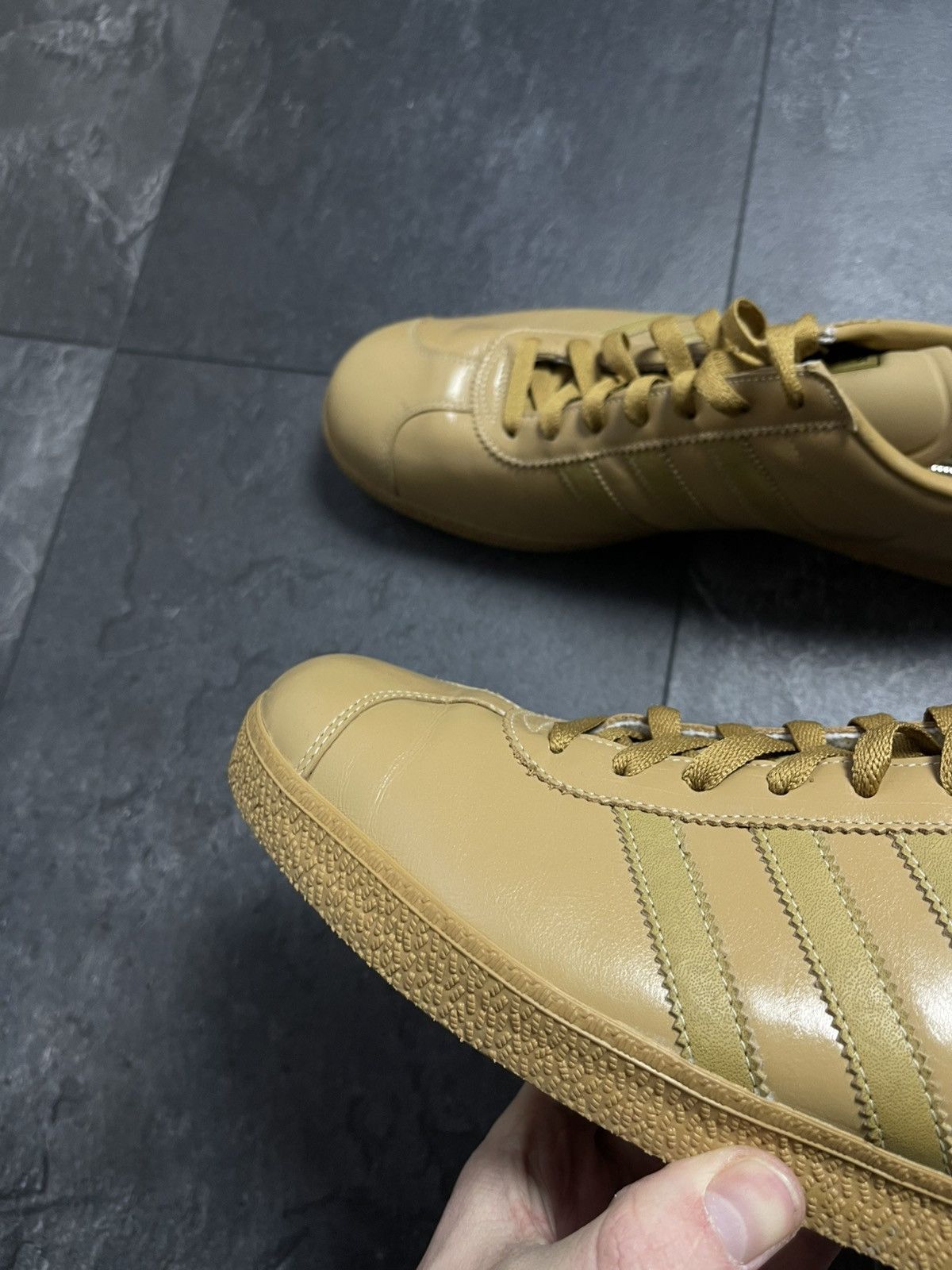 Adidas × Streetwear Adidas Gazelle low top shoes sneakers Size US 12 / EU 45 - 9 Thumbnail