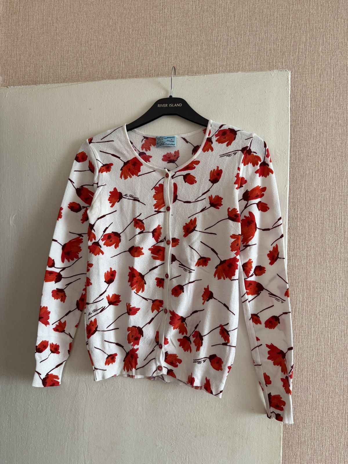 Blumarine Vintage Miss Blumarine Red Floral Cardigan White Knit Size L / US 10 / IT 46 - 3 Thumbnail