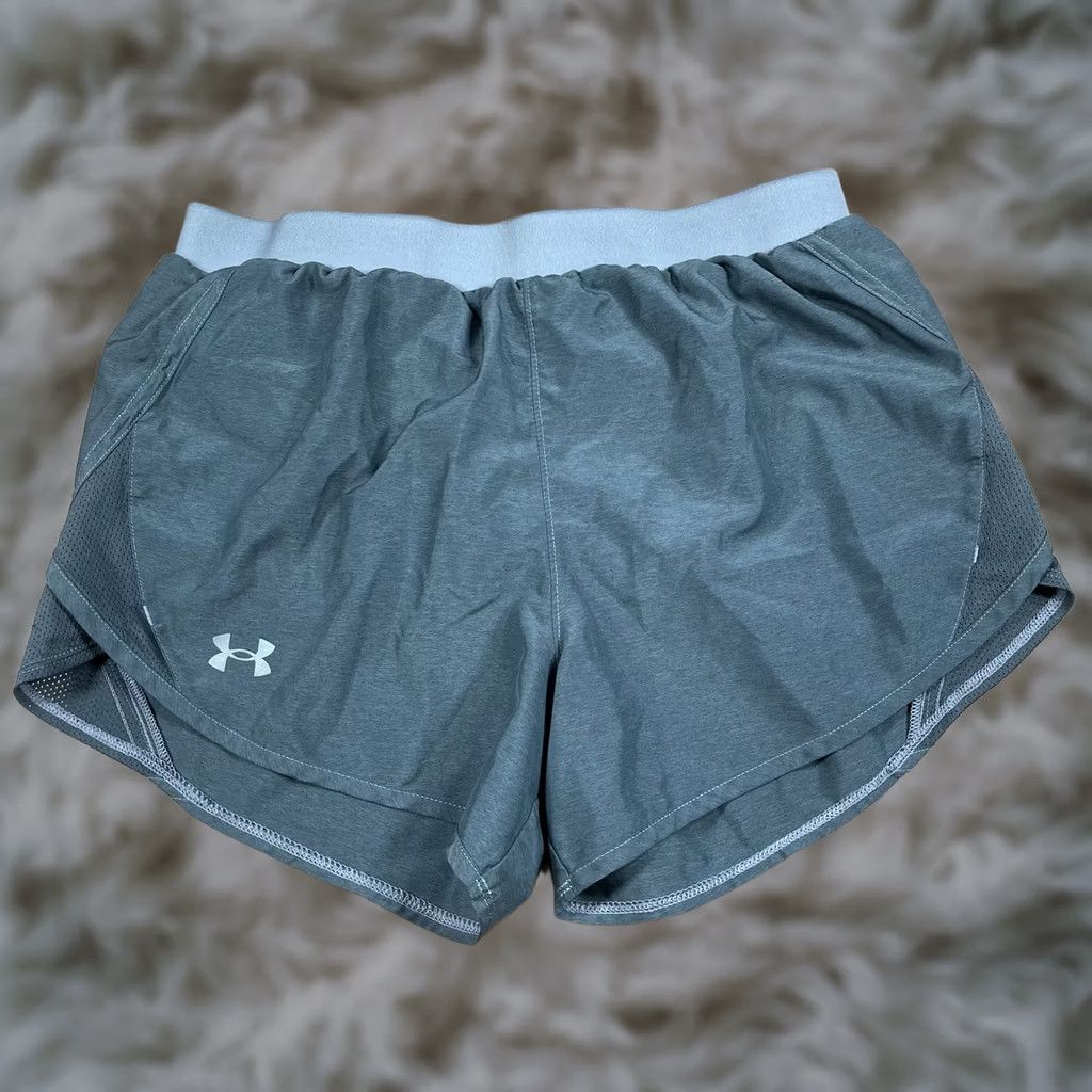 Under Armour Under Armour Shorts Womens SM Loose Heatgear Athletic Running Cross Training Gray Size 28" / US 6 / IT 42 - 1 Thumbnail