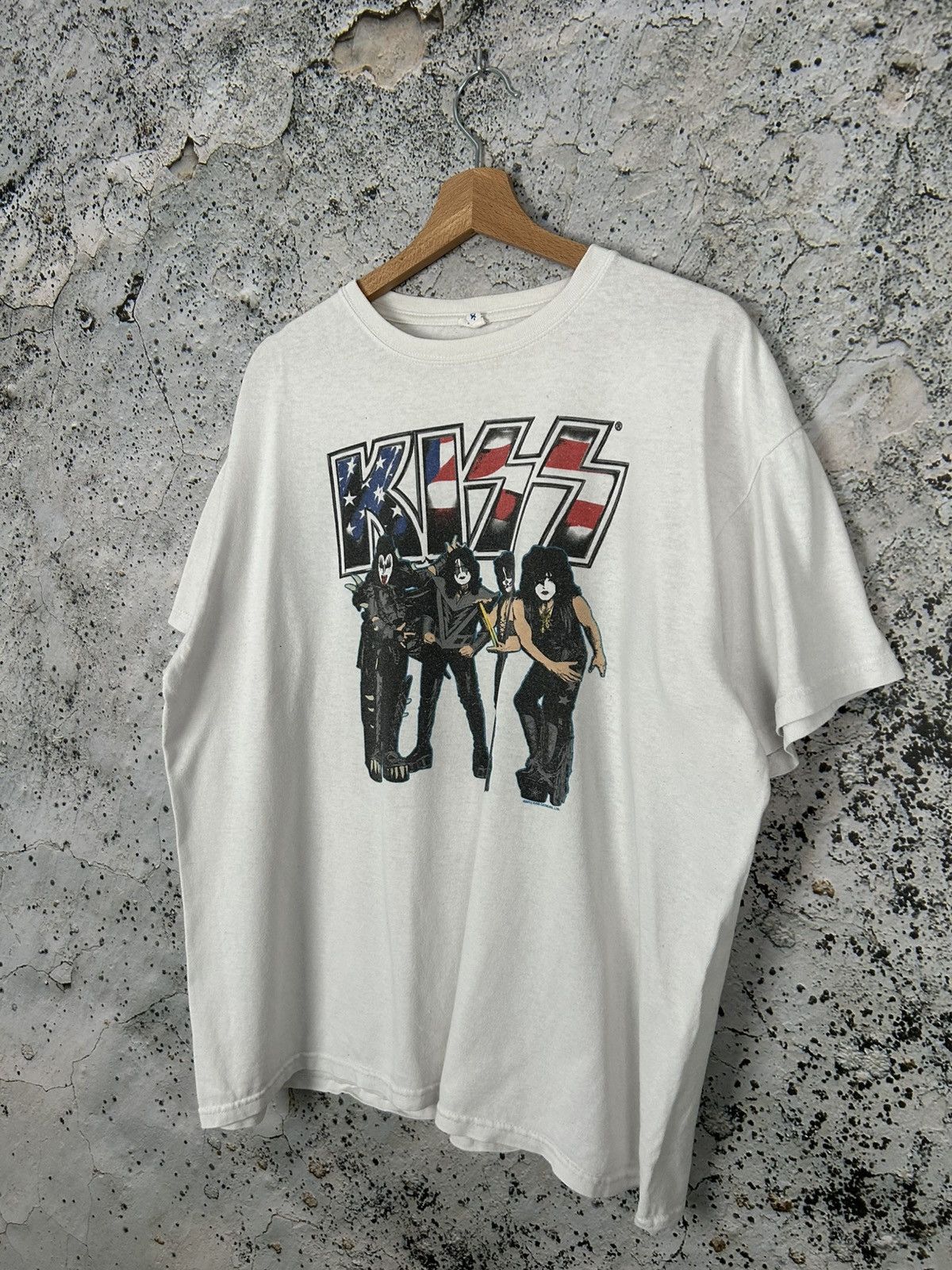 Band Tees The Kiss Rock Band Tee Metal Punk Avant Garde Vintage Size US XL / EU 56 / 4 - 2 Thumbnail