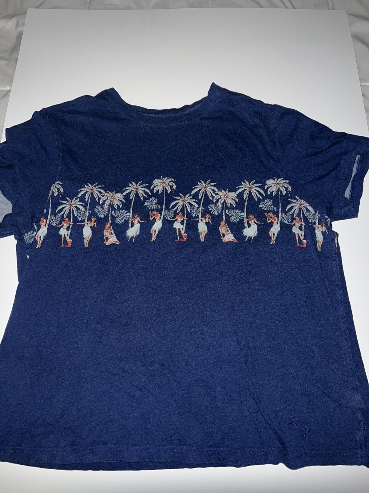 Tommy Bahama tommy bahama men’s dancing hula girls Size US XL / EU 56 / 4 - 1 Thumbnail