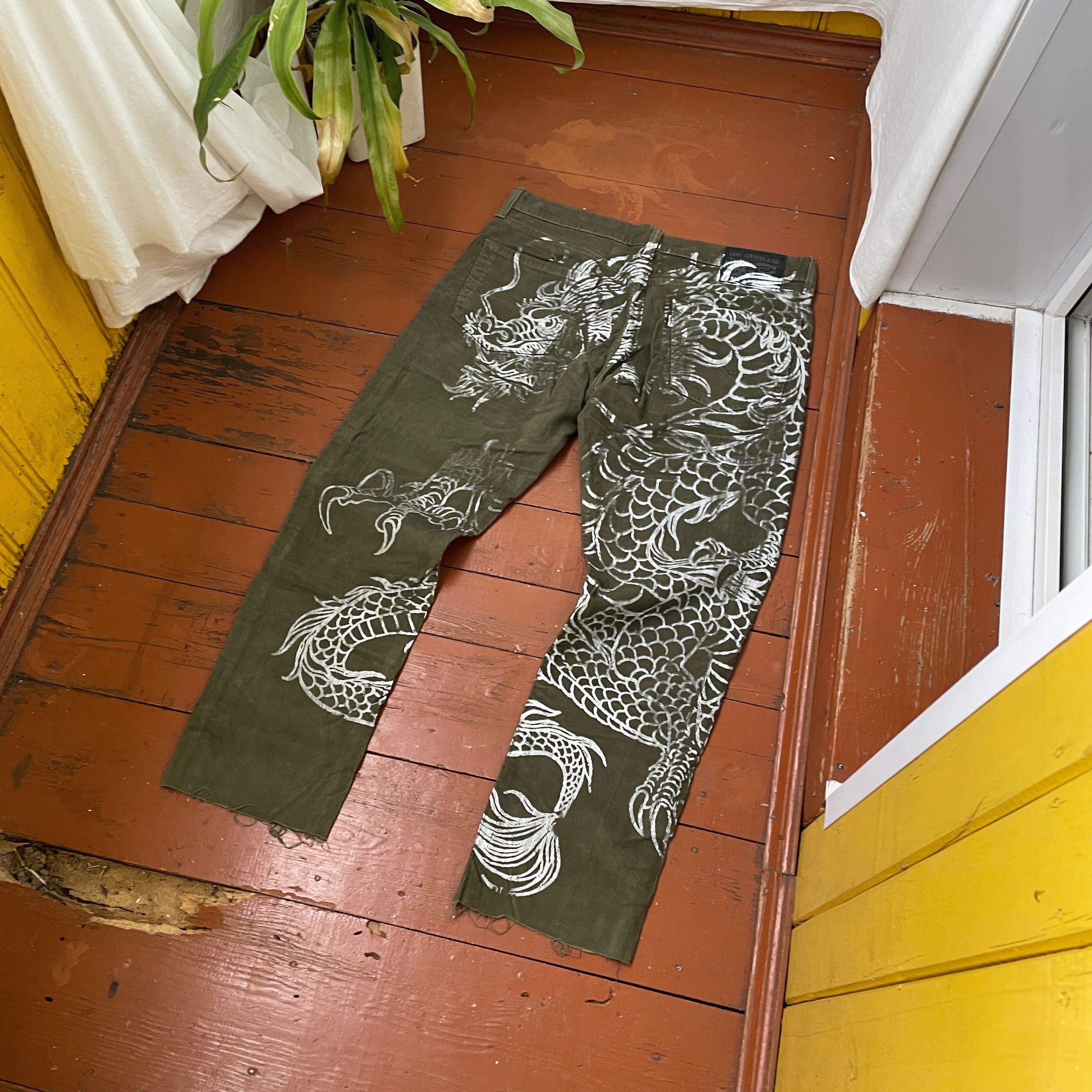 Levi's Custom Levi's Dragon yk2 grunge opium faded distressed Size US 33 - 2 Thumbnail
