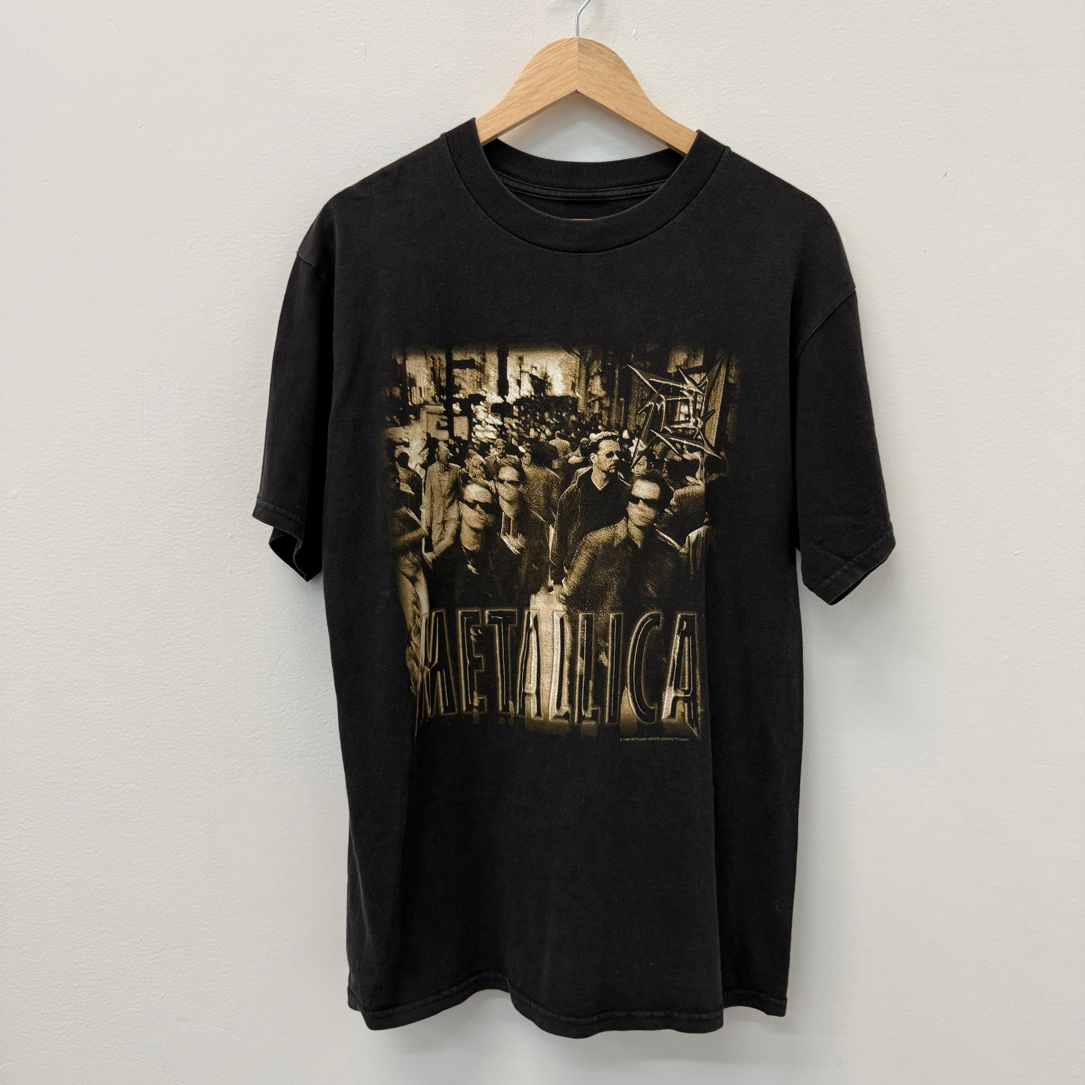 Band Tees Vintage Metallic Logo T-Shirt - Size XL Size US XL / EU 56 / 4 - 1 Thumbnail