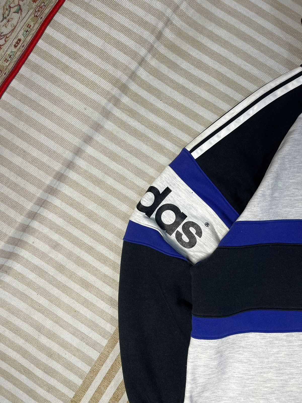 Adidas VINTAGE ADIDAS PULLOVER HOODIE Size US XL / EU 56 / 4 - 3 Thumbnail