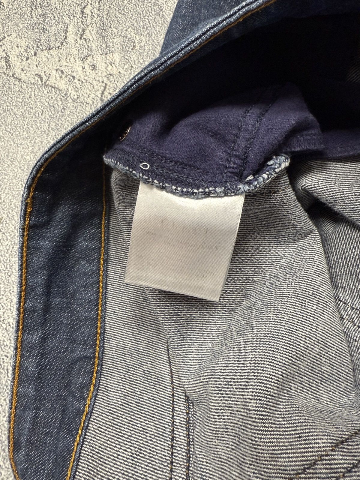 Gucci Gucci Made in Italy Vintage jeans Size 27" / US 4 / IT 40 - 13 Thumbnail