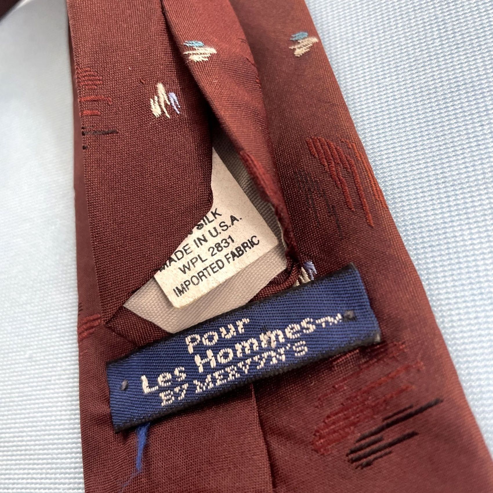 Les Hommes Pour Les Hommes Mervyn's Tie vtg 80s Woven Silk Necktie ArtDeco MCM Dot Red 3x57 Size ONE SIZE - 6 Thumbnail