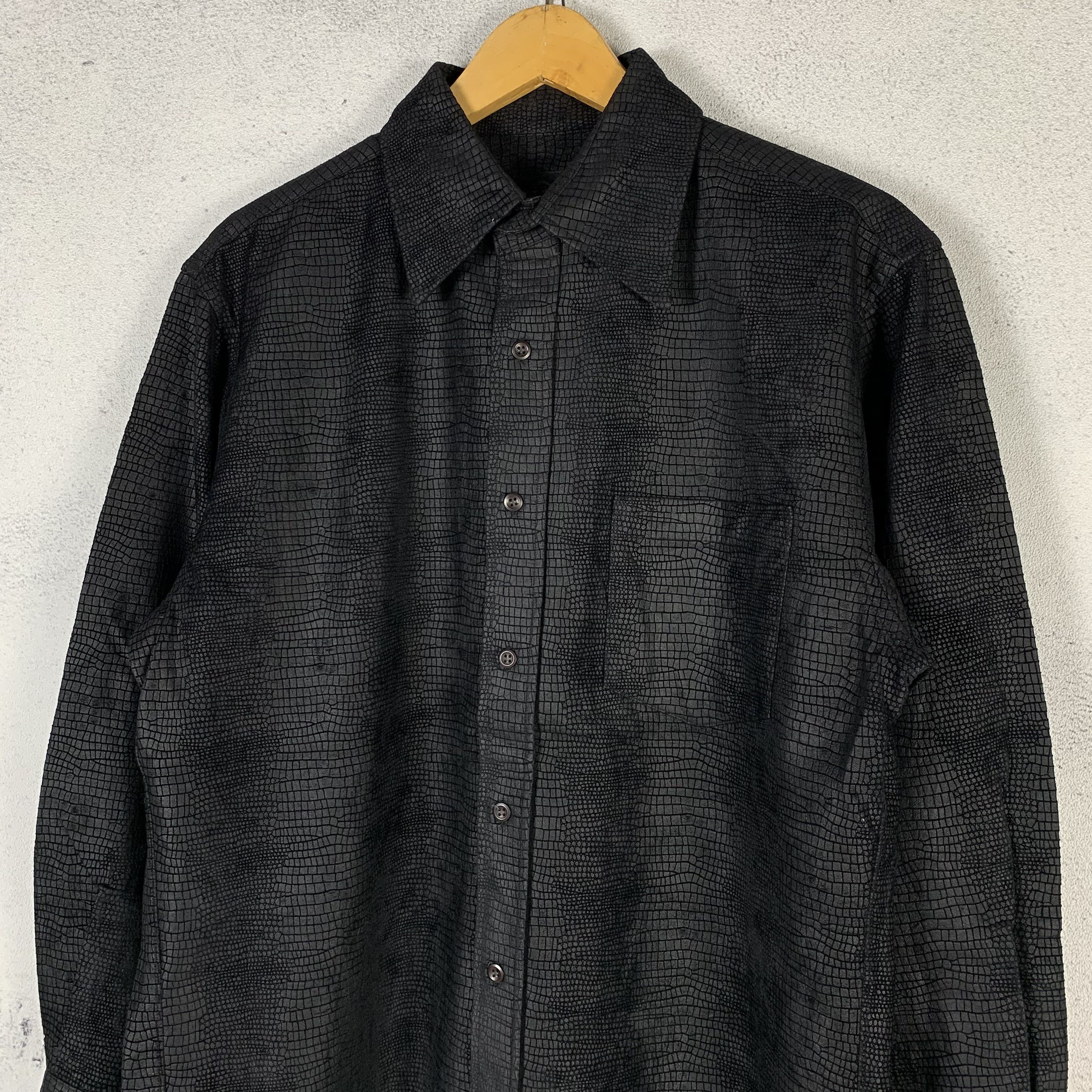 Yoshiyuki Konishi Ficce Uomo Black Crocodile Pattern Shirt Grunge / Y2K Style Size US M / EU 48-50 / 2 - 2 Thumbnail