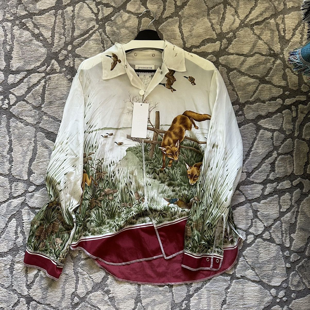 image of Maison Margiela Margiela Silk Fox Shirt in White, Men's (Size Medium)