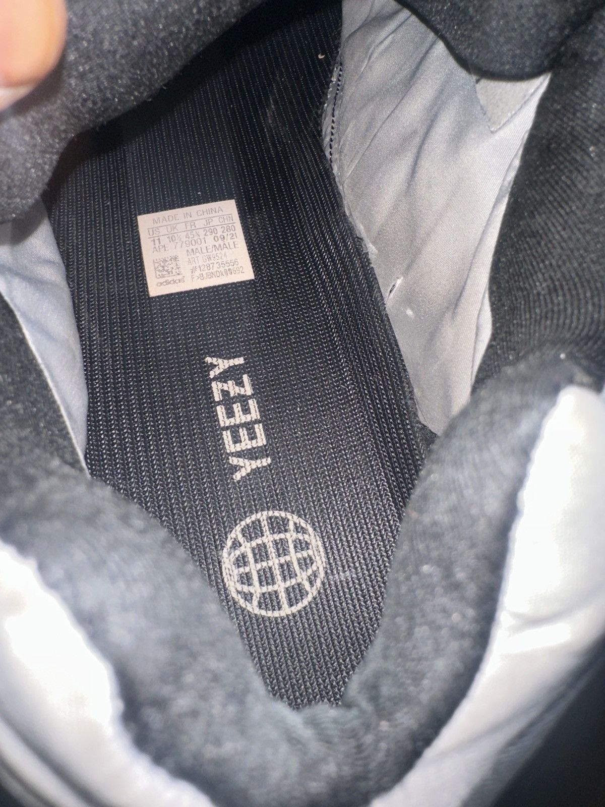 Yeezy Yeezy Boost 700 MNVN “Metallic” Size US 11 / EU 44 - 7 Thumbnail
