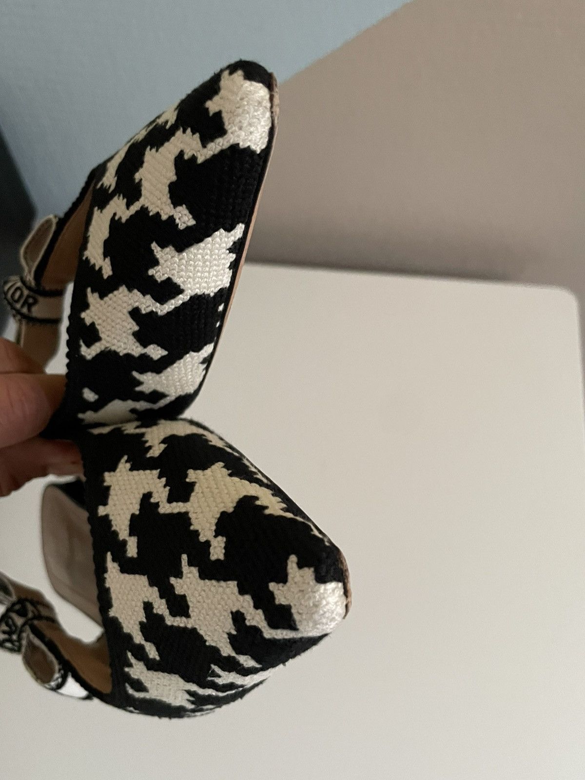 Dior CHRISTIAN DIOR J’ADIOR SANDALS Size US 6.5 / IT 36.5 - 6 Thumbnail