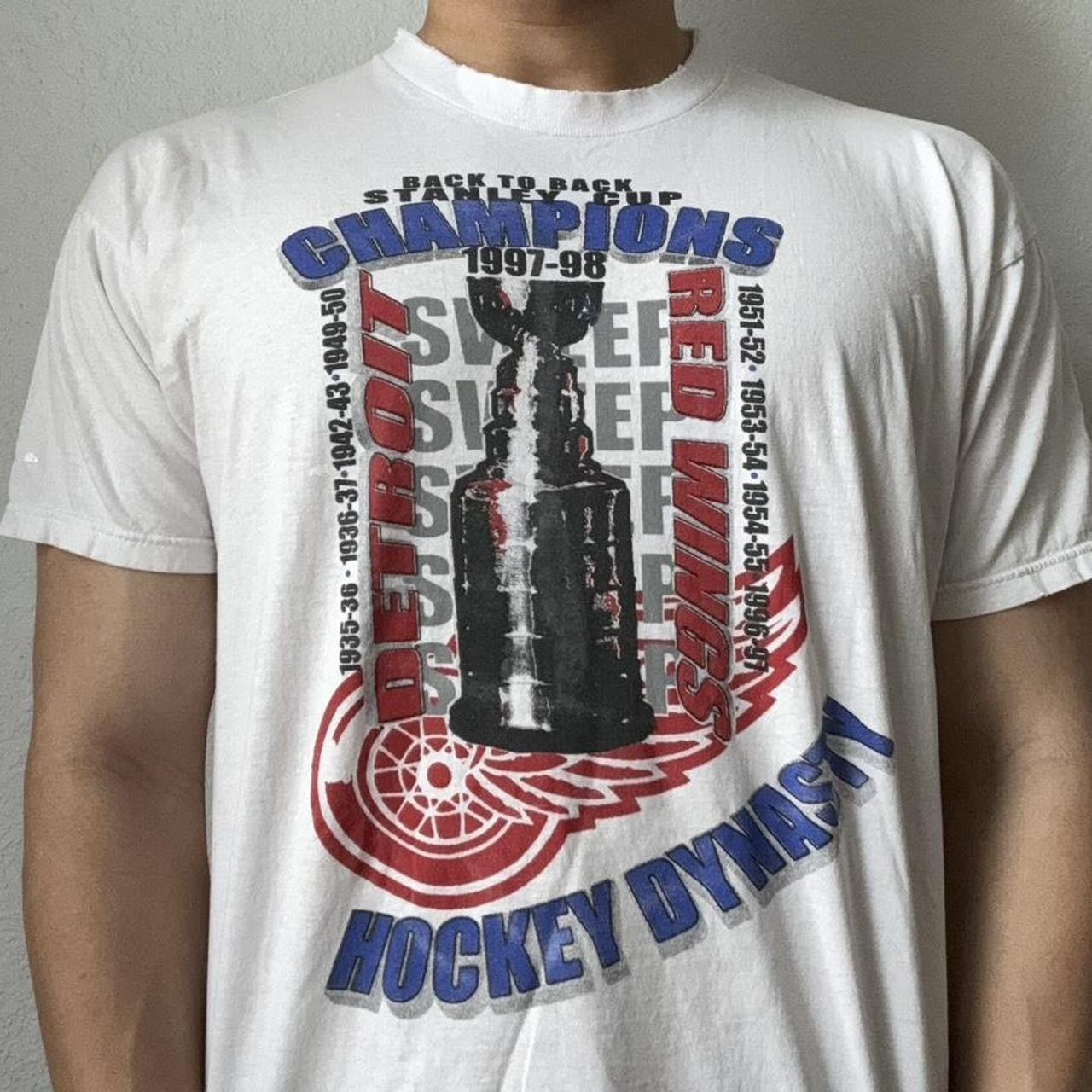 Fruit Of The Loom × NHL × Vintage Vintage 1997 NHL Detroit Red Wings Graphics White Tee Shirt Size US XL / EU 56 / 4 - 3 Thumbnail