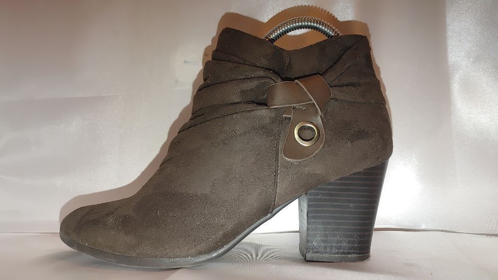 Andrew Andrew Geller Ginnie Ankle Boots Size 7.5M Size US 7.5 / IT 37.5 - 2 Thumbnail