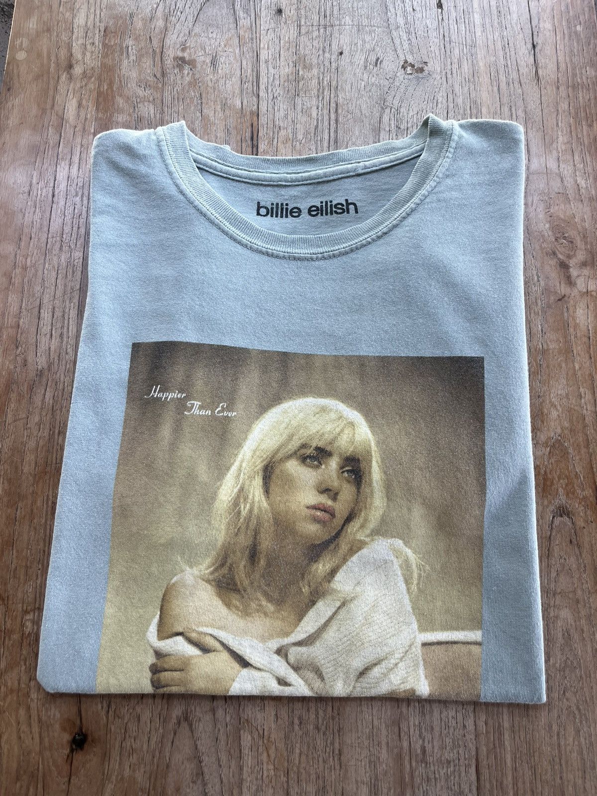 Band Tees × Billie Eilish Billie Eilish Happier Than Ever Photo Tshirt Size US M / EU 48-50 / 2 - 1 Thumbnail