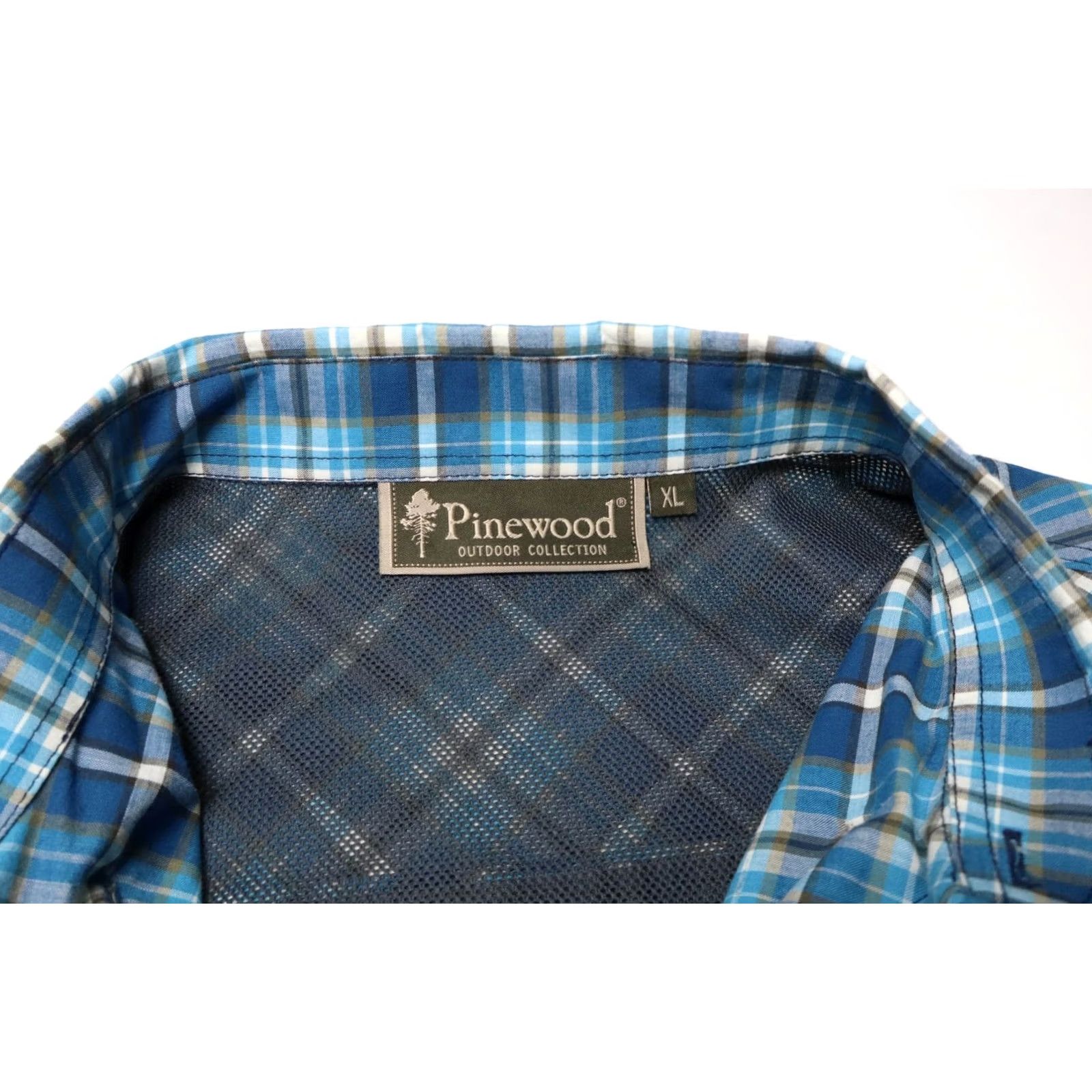 Vintage PINEWOOD Shirt Men's XL Blue Plaid Button-Down Outdoor Patched Pocket Size US XL / EU 56 / 4 - 7 Thumbnail