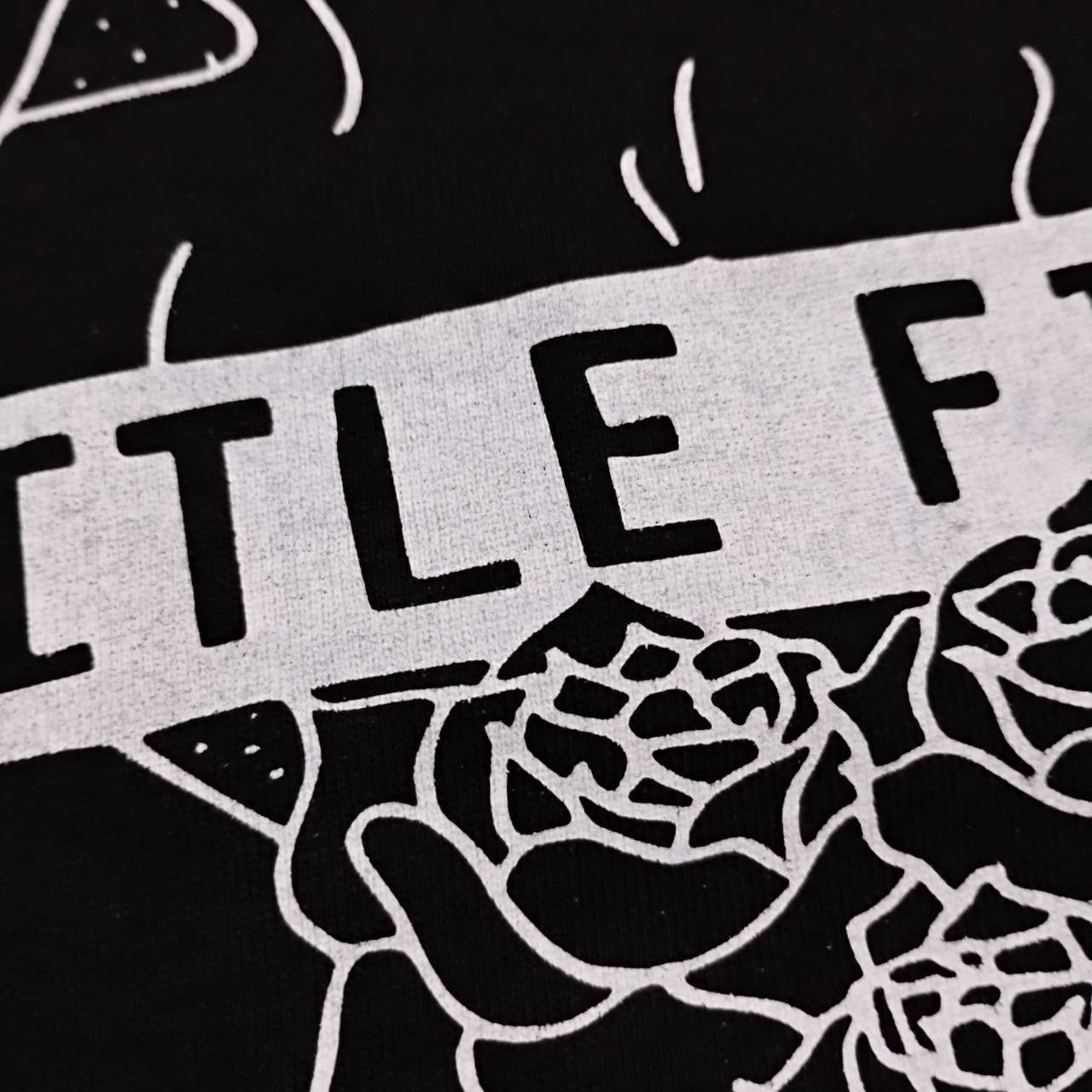Band Tees Title Fight Logo T-shirt Y2K Shed Krawler Turnstile Size US M / EU 48-50 / 2 - 4 Thumbnail