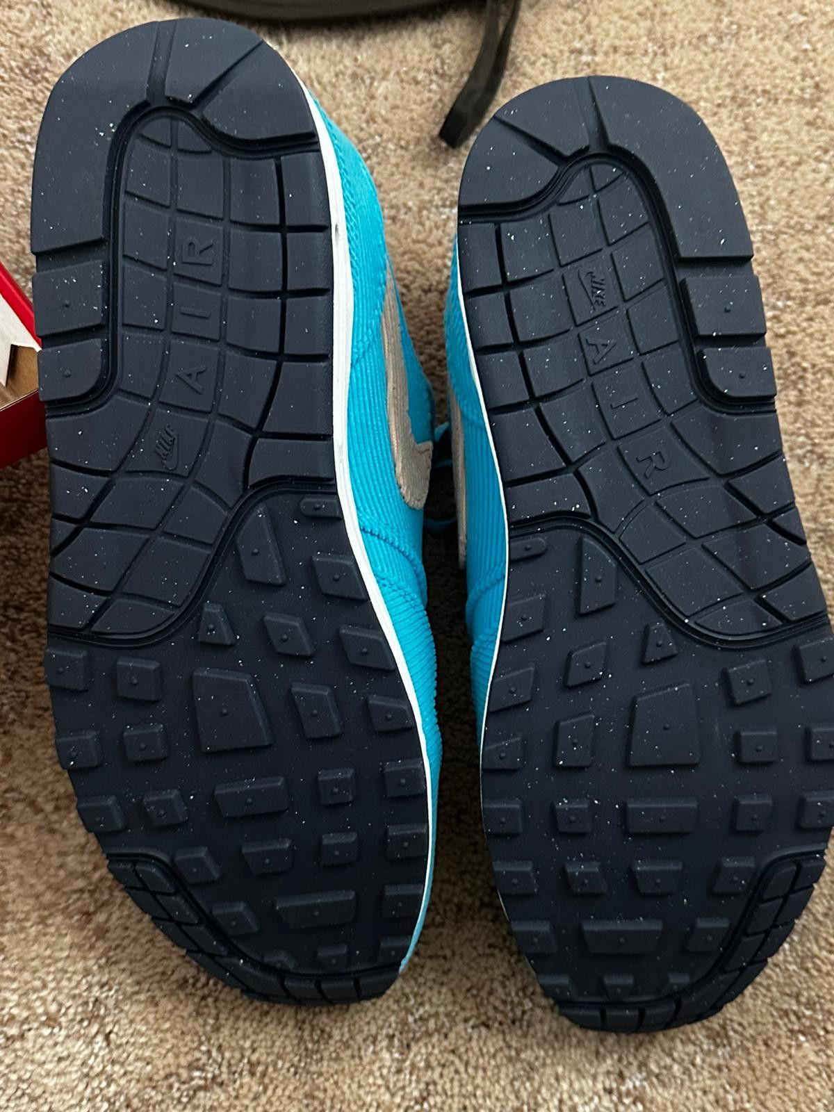 Nike Nike Air Max 1 Size US 11 / EU 44 - 4 Thumbnail